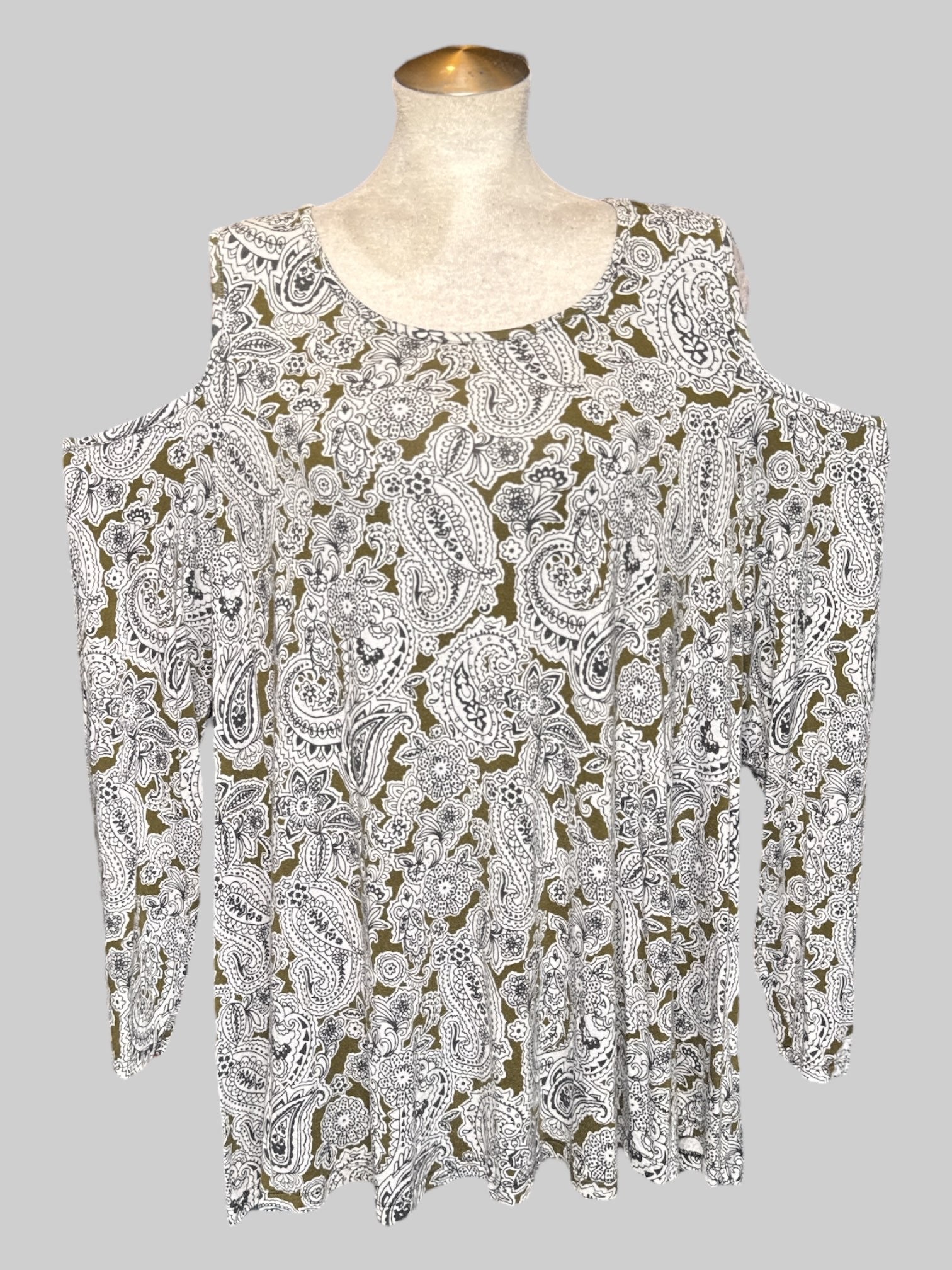 4X greenish brown cold shoulder long sleeve top with white and blue paisley pattern