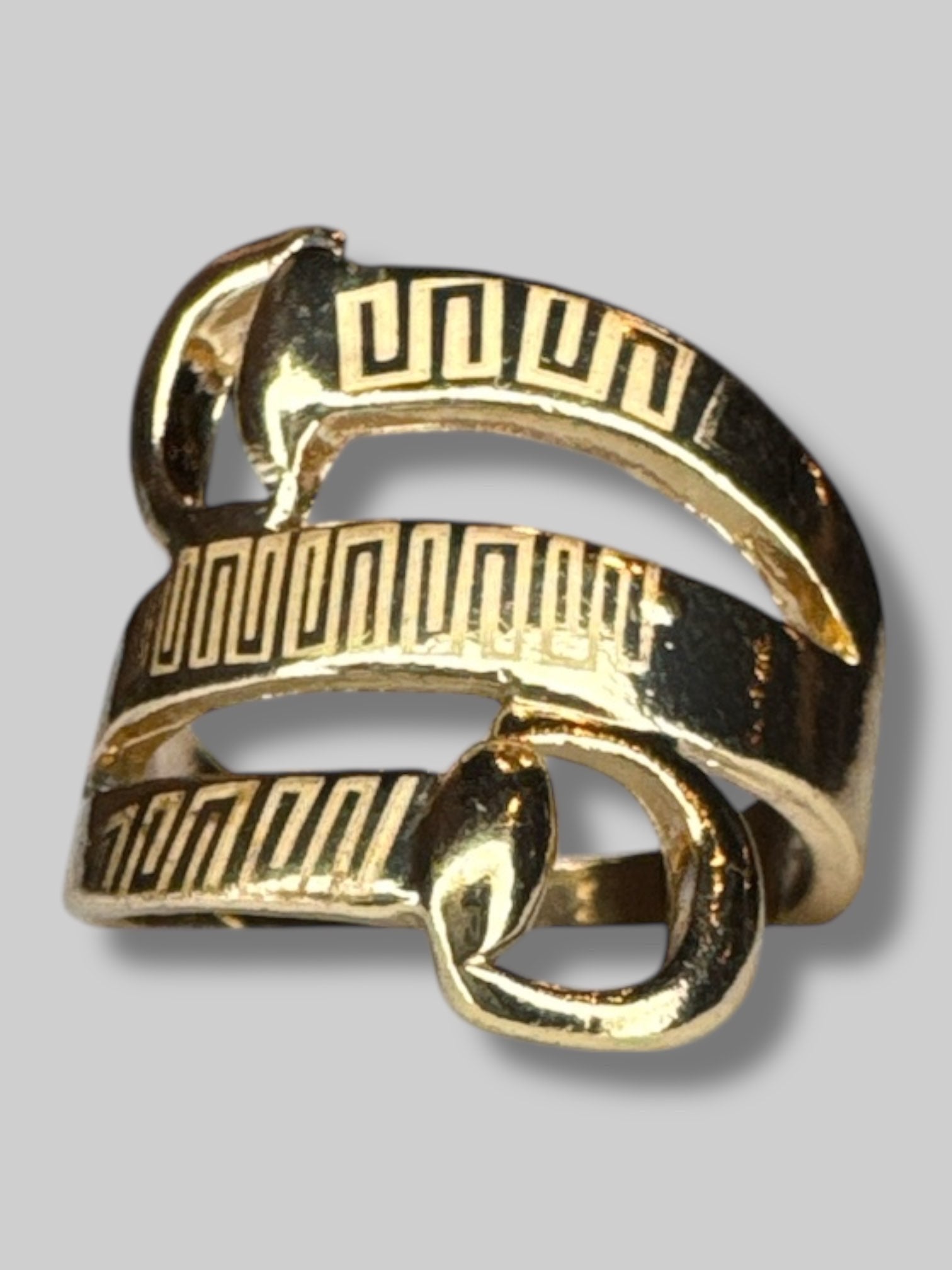 Size 8.5 gold tone belt ring