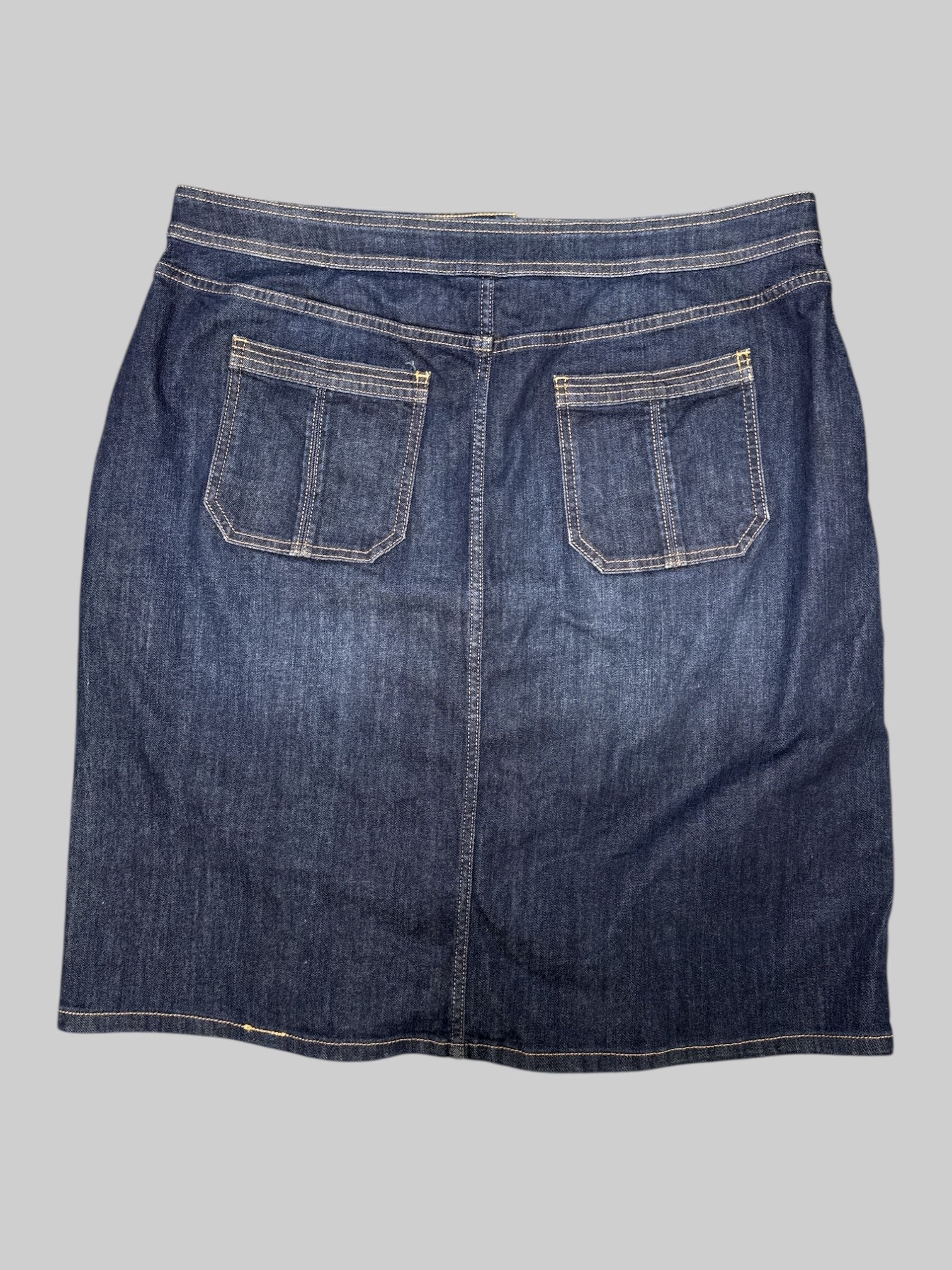 0X blue denim skirt with buttons