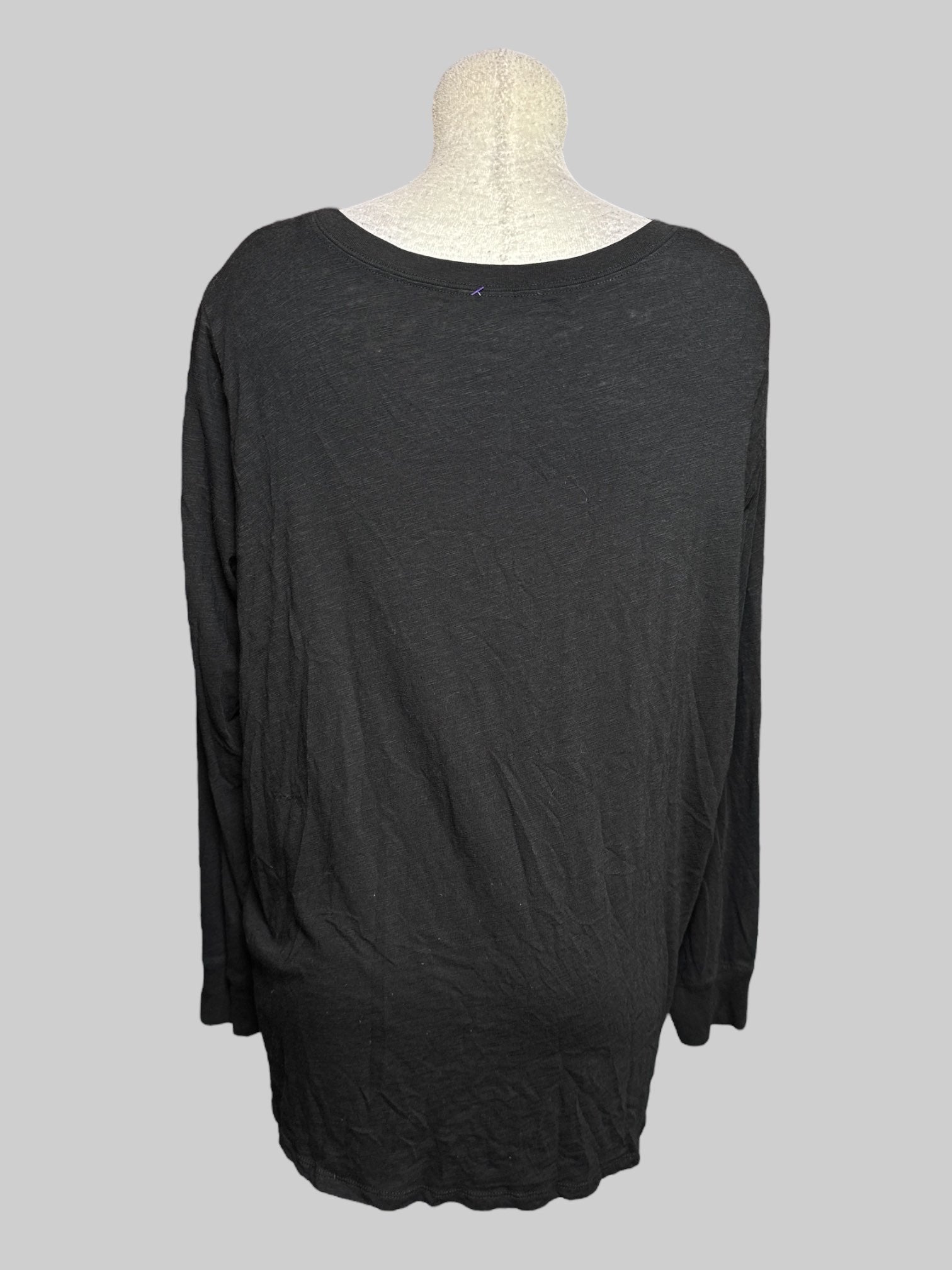 4X black soft long sleeve with celestial graphics