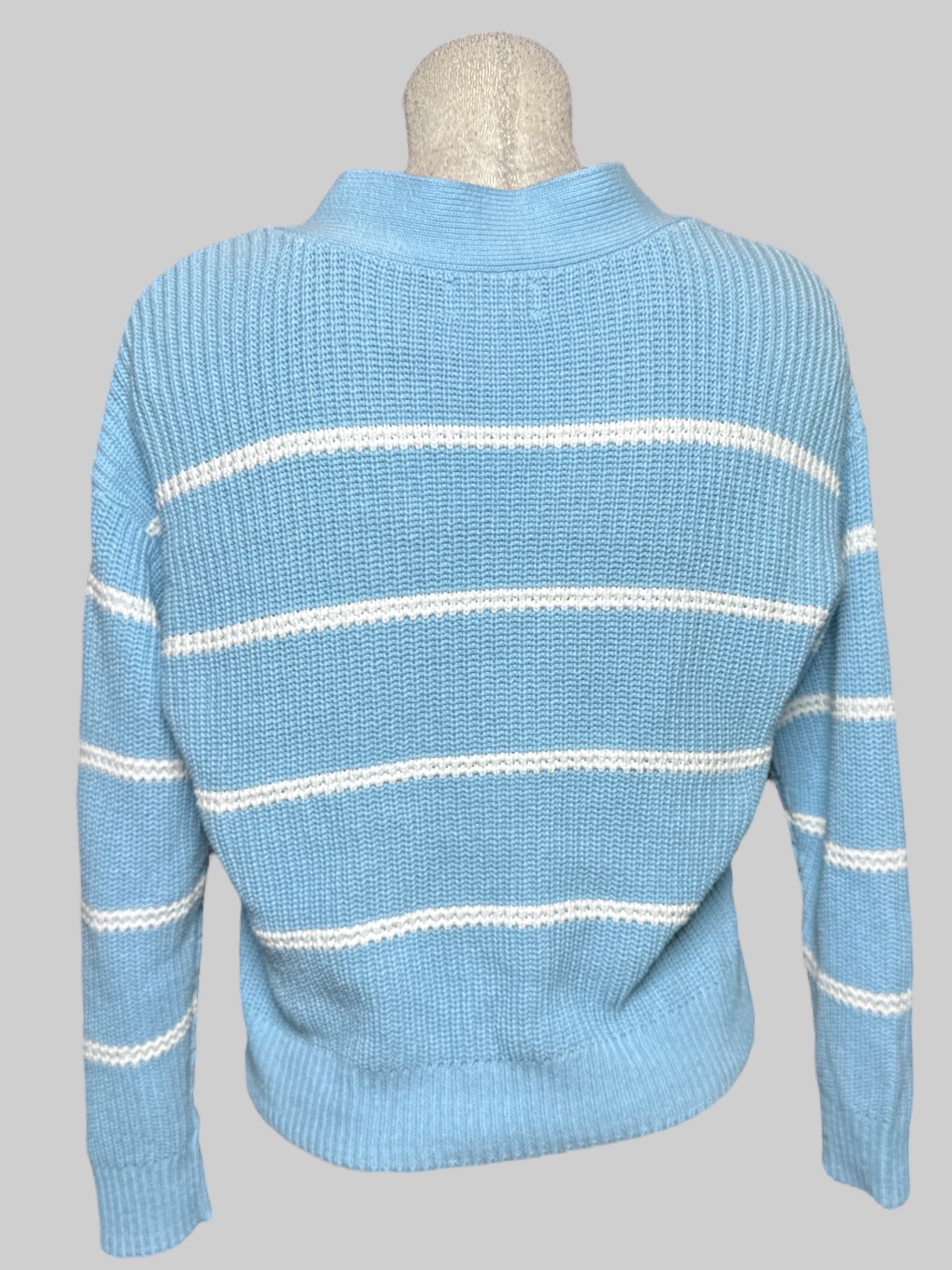 M blue and white knit striped cardigan with buttons