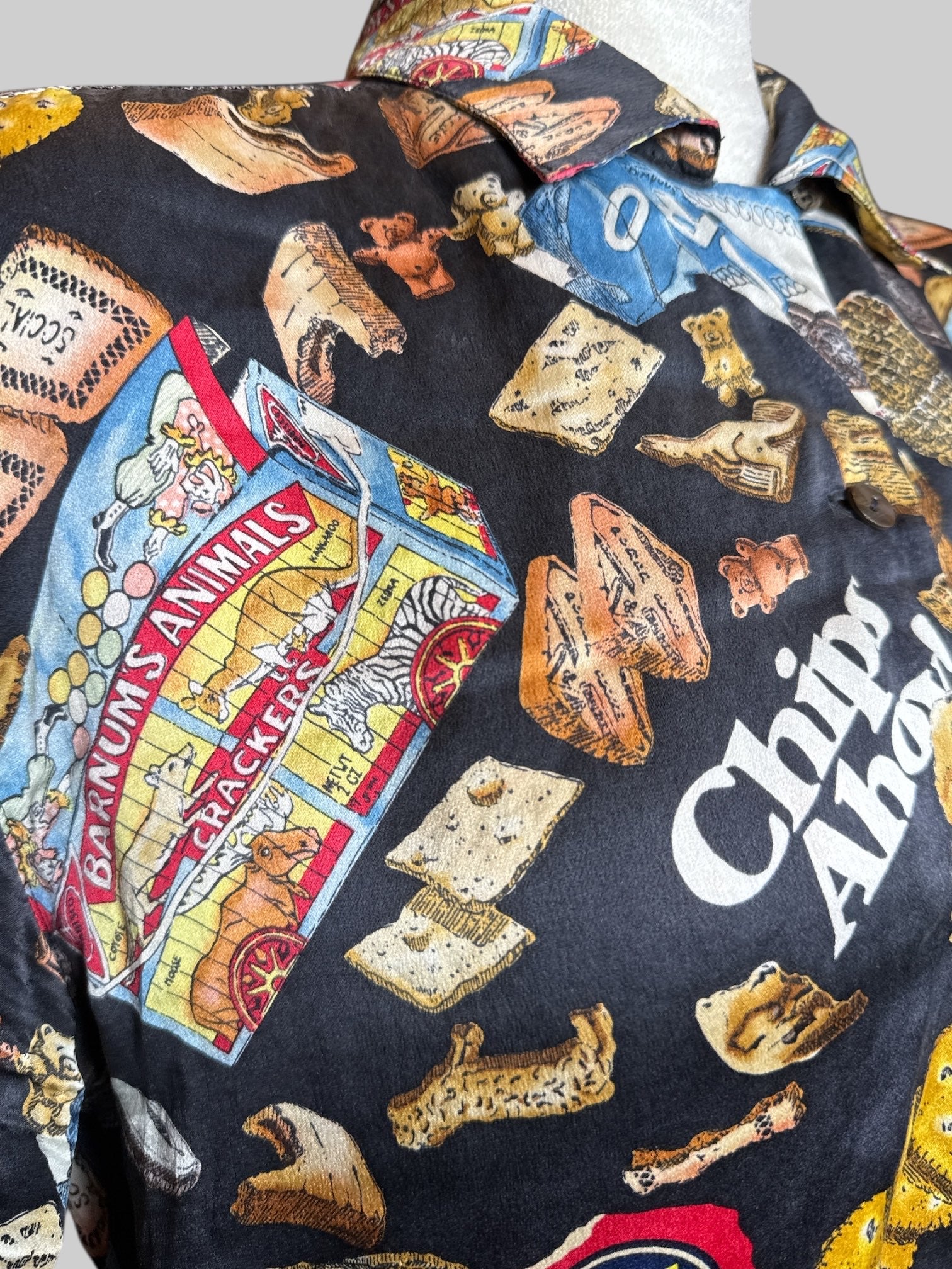 L rare vintage silk black nabisco branded snacks