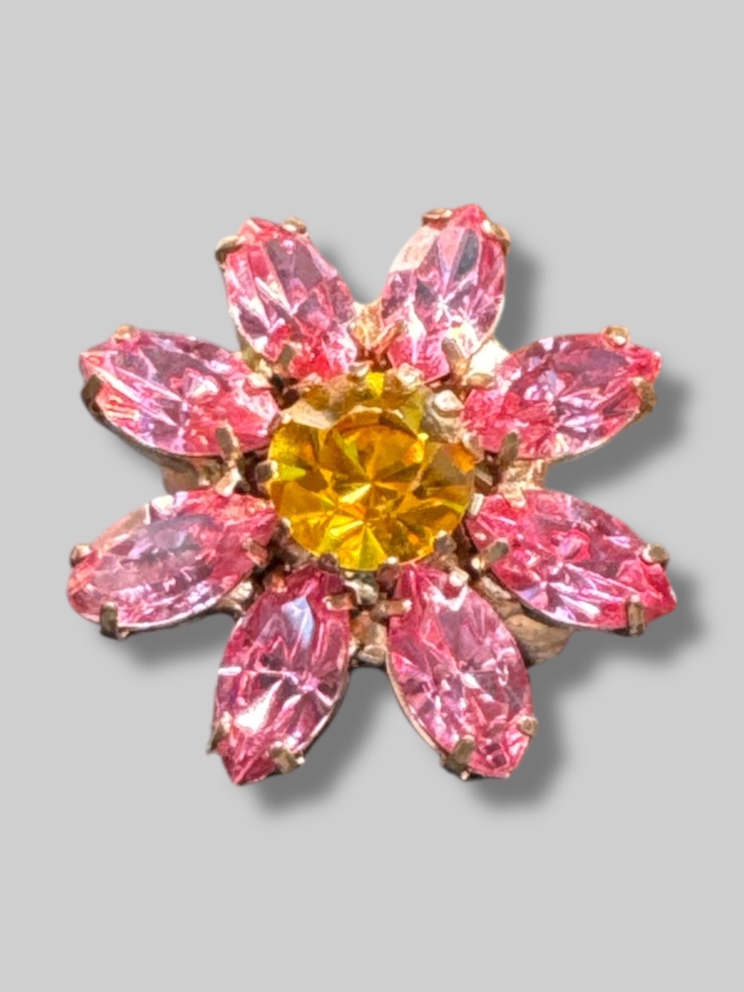 Size 7 gold color pink floral statement ring