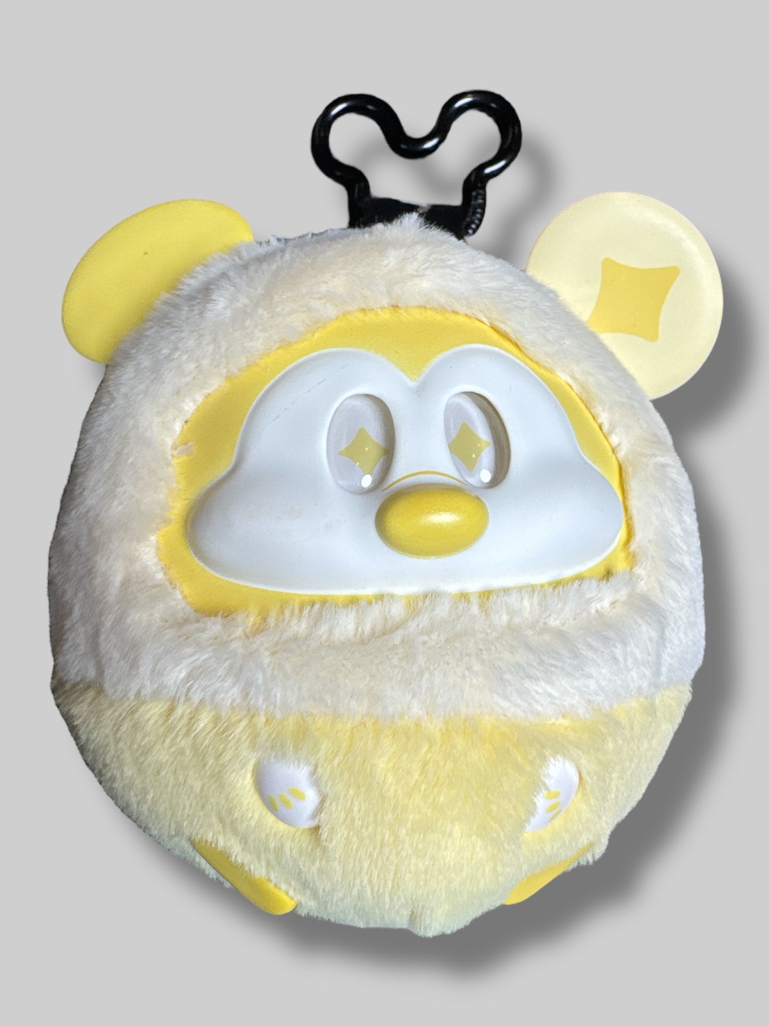 3” yellow Mickey noise keychain