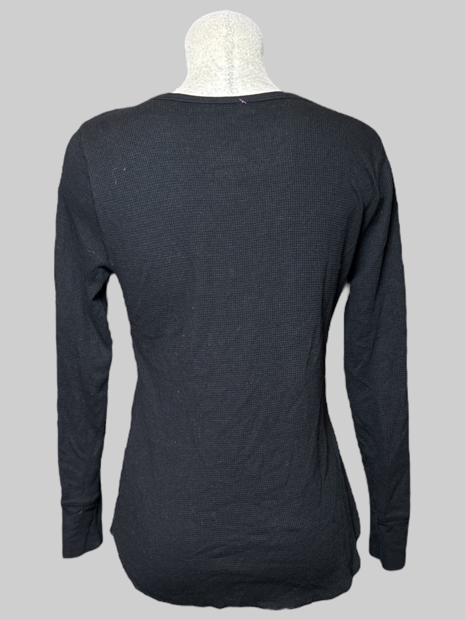 L Old Navy black waffle knit long sleeve shirt with “Magical” graphic