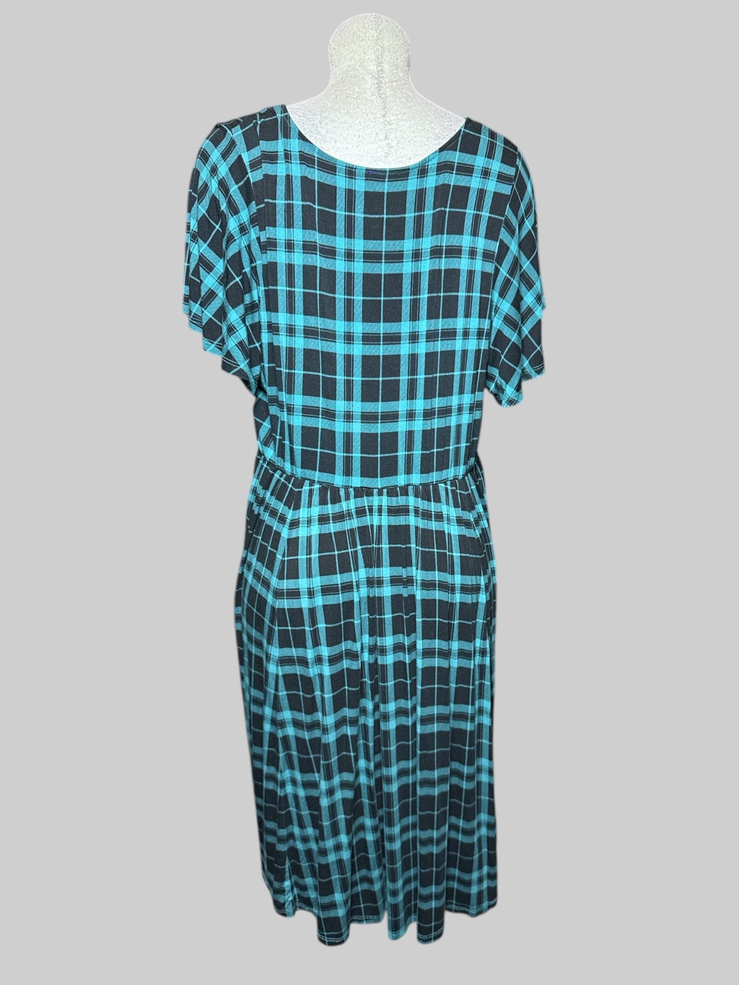 2X Torrid black and green plaid super soft fit and flare dress