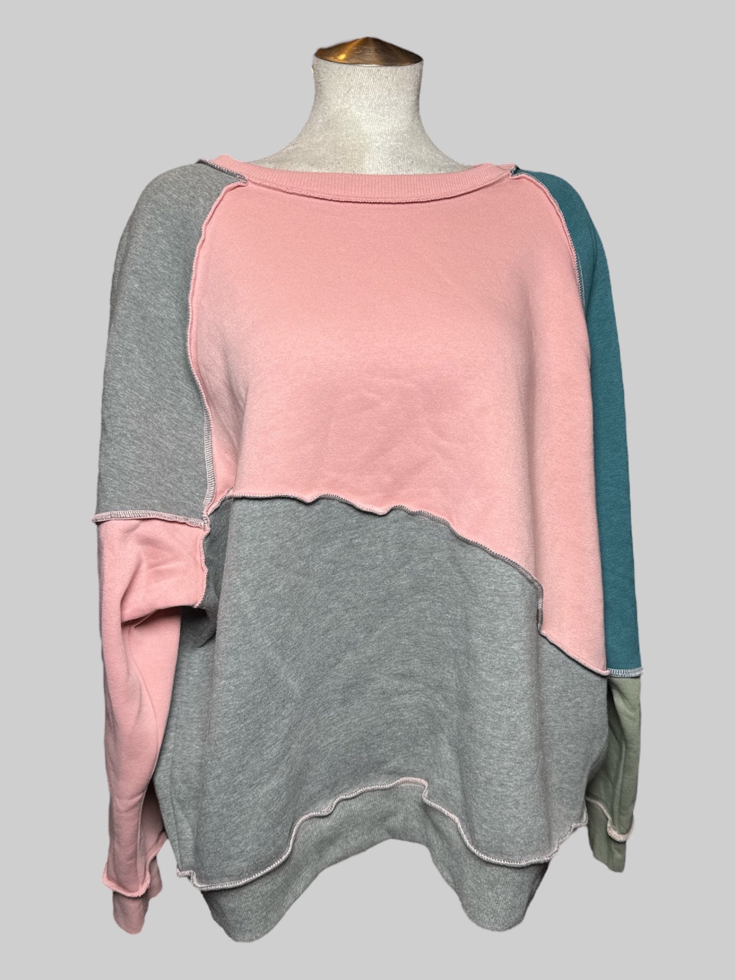 3X NWT Wild Fable pink, gray, green, and blue color block sweater