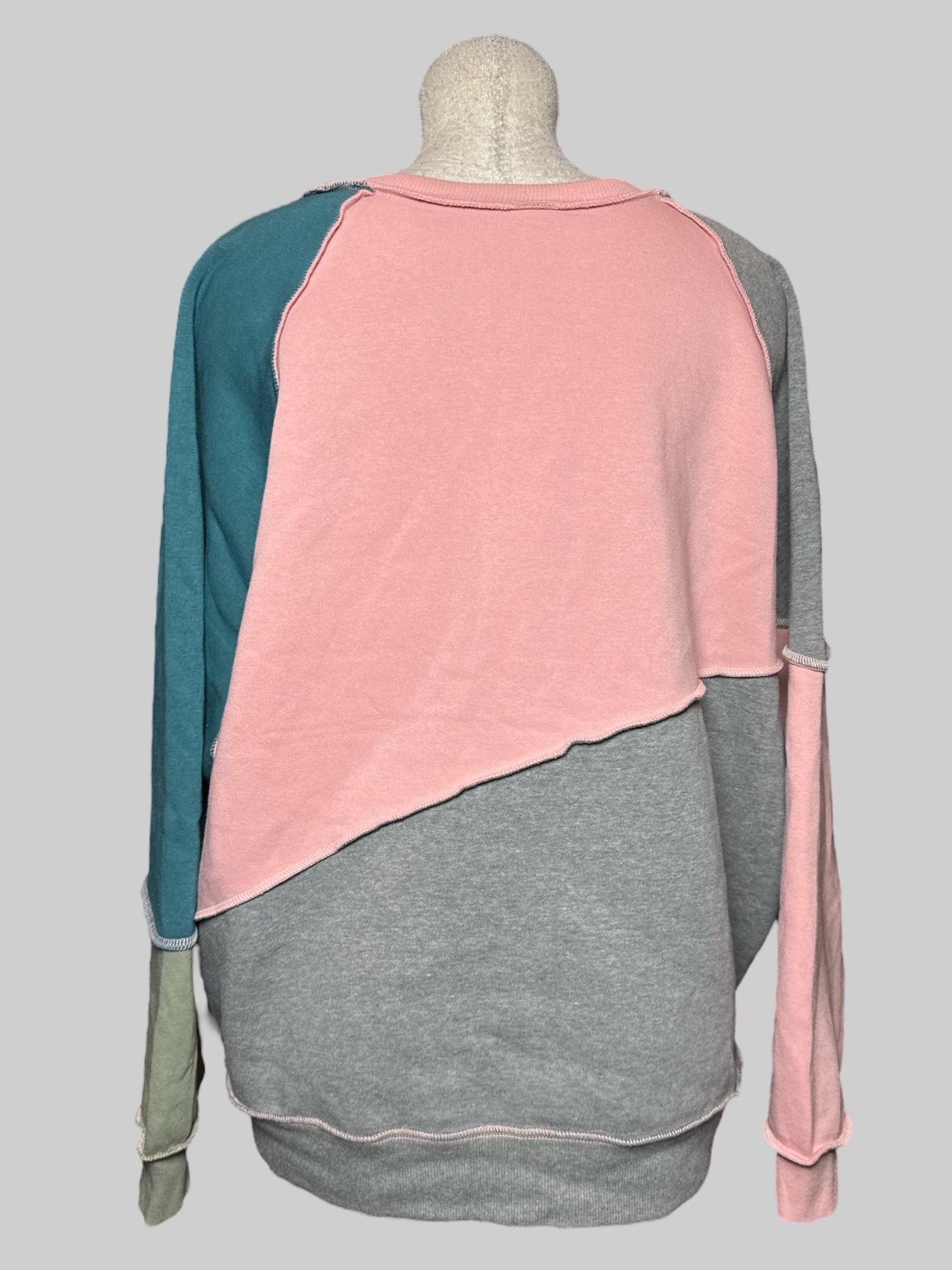 3X NWT Wild Fable pink, gray, green, and blue color block sweater