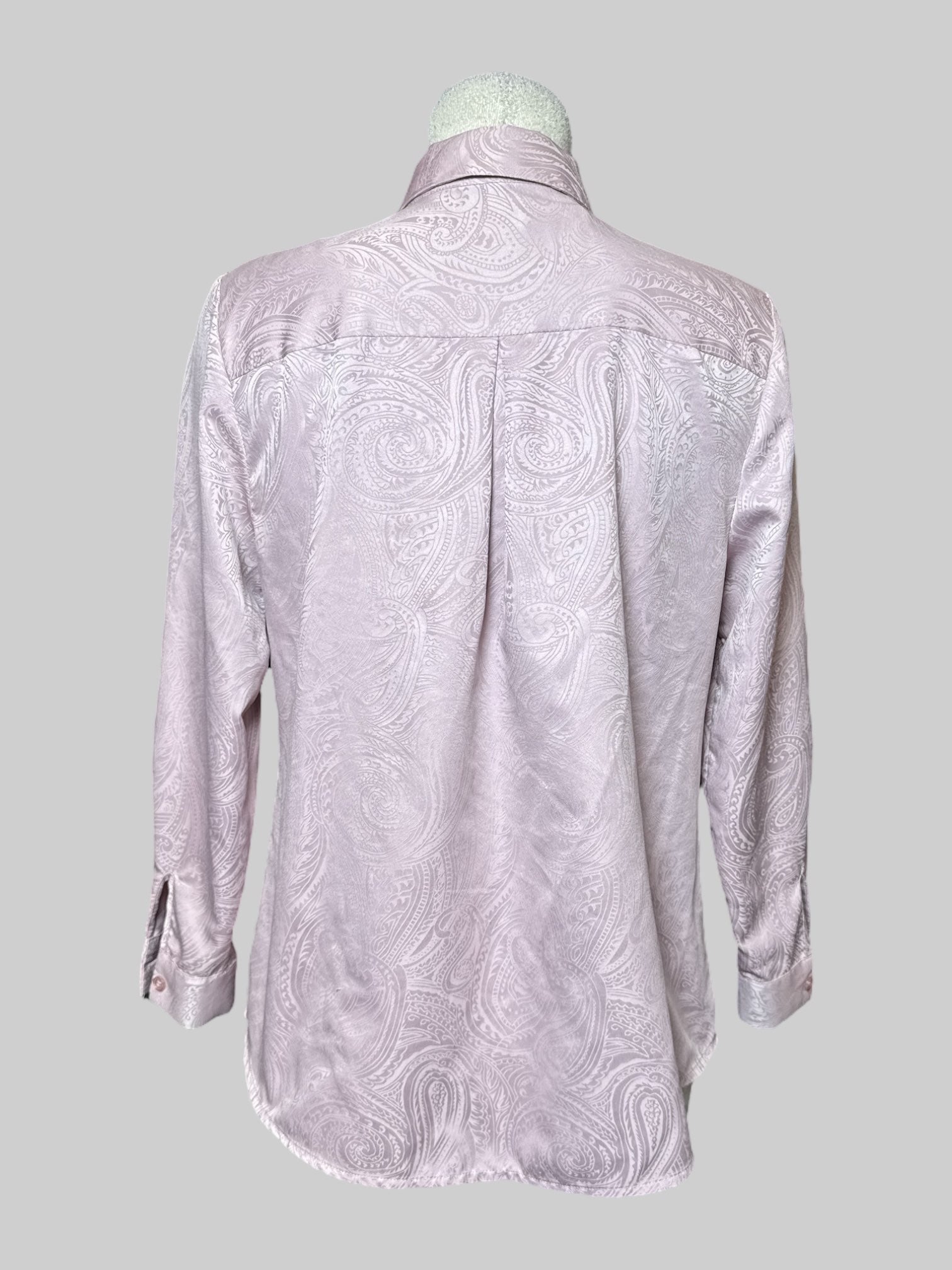 XL Chico’s light pink silk like button down with burnout paisley design