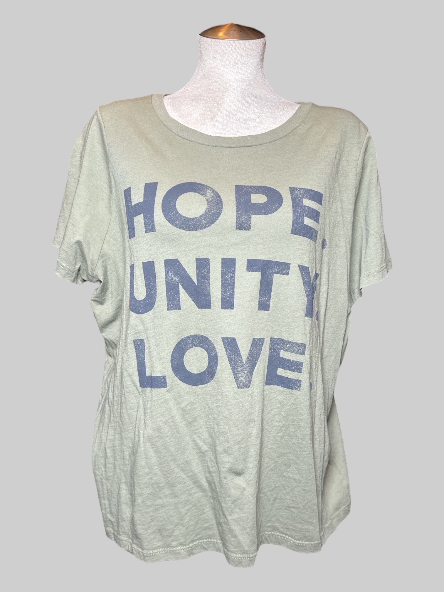 1X NWT Grayson Threads green T-shirt with “hope unity love” graphic