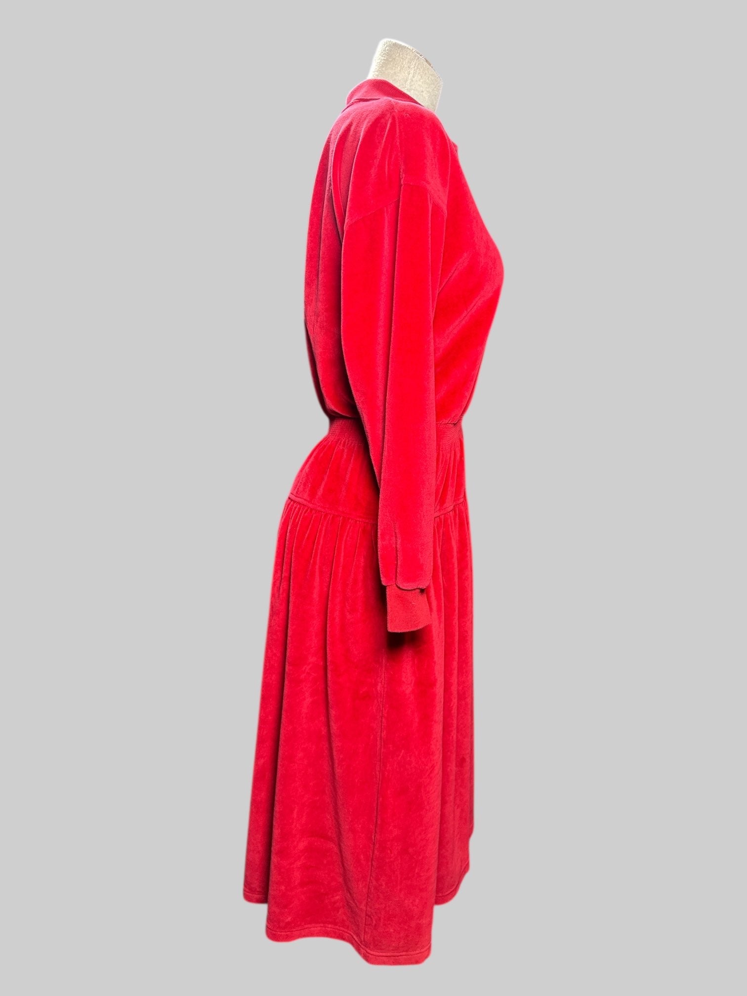 L Liz Claiborne red velvet long sleeve maxi dress with elastic waistband and buttons