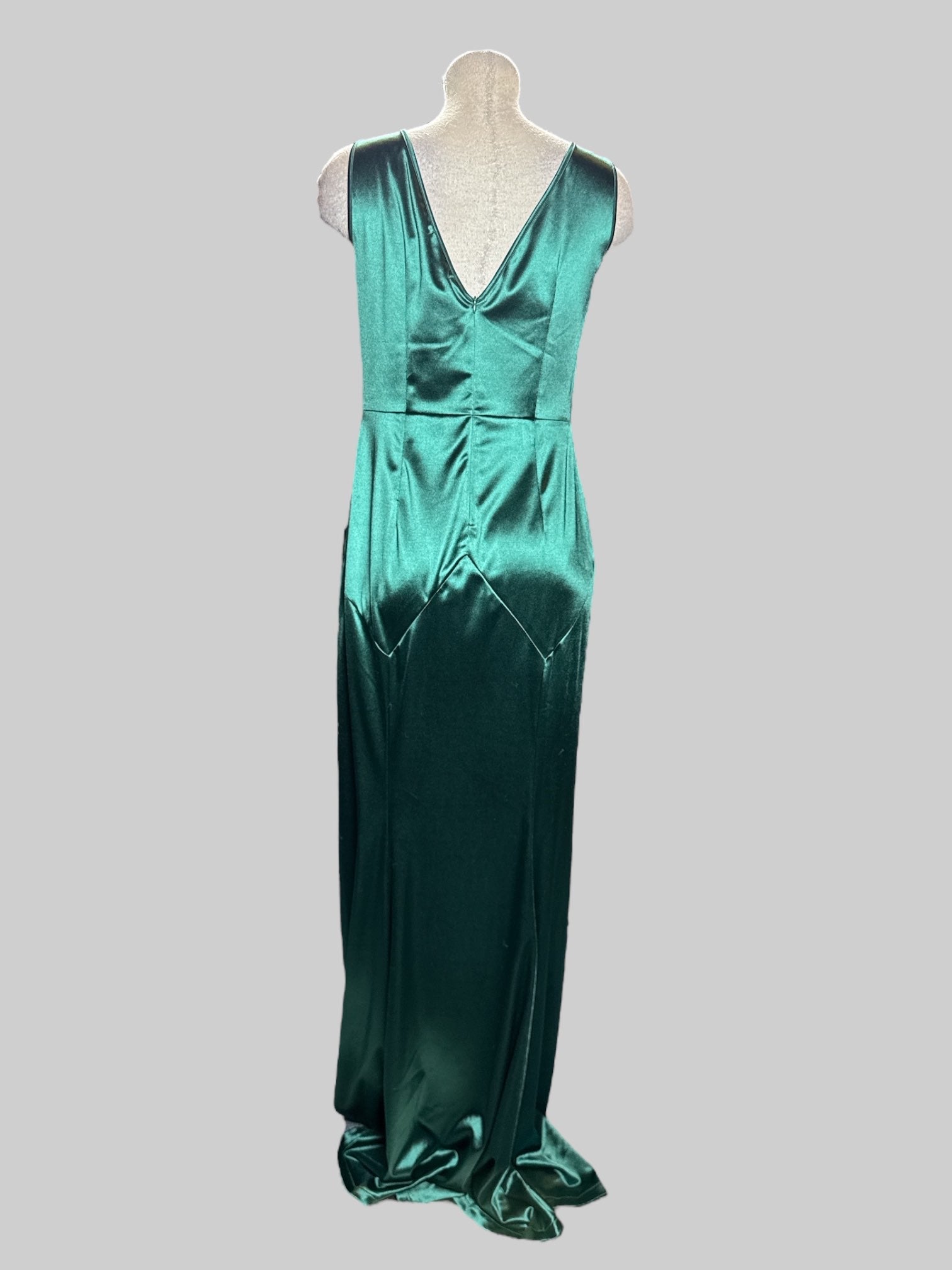 L green satin texture maxi sleeveless gown with low back and zipper