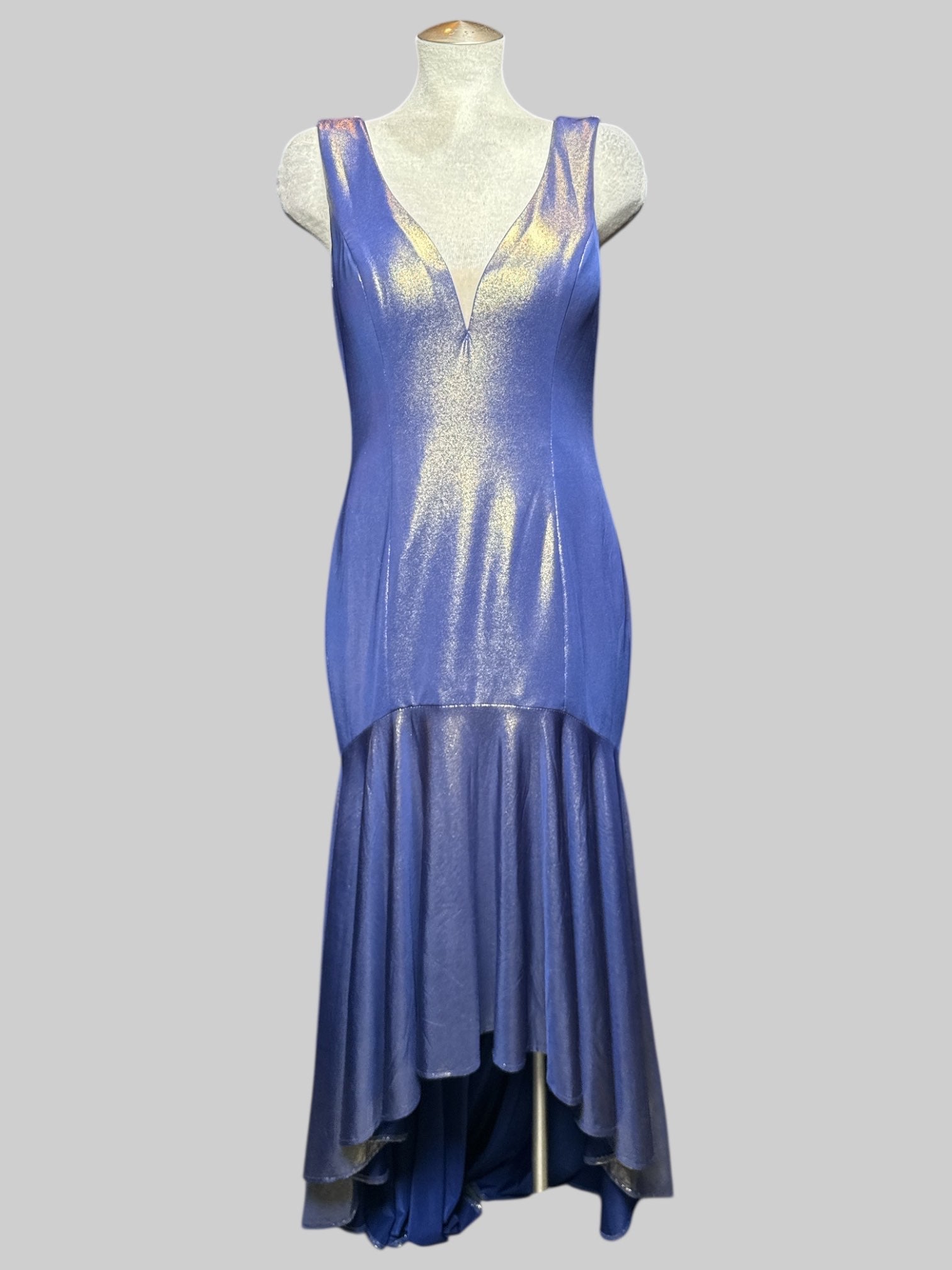 L ever❤️ pretty blue sleeveless gown with gold metallic, high low trim, and back zipper