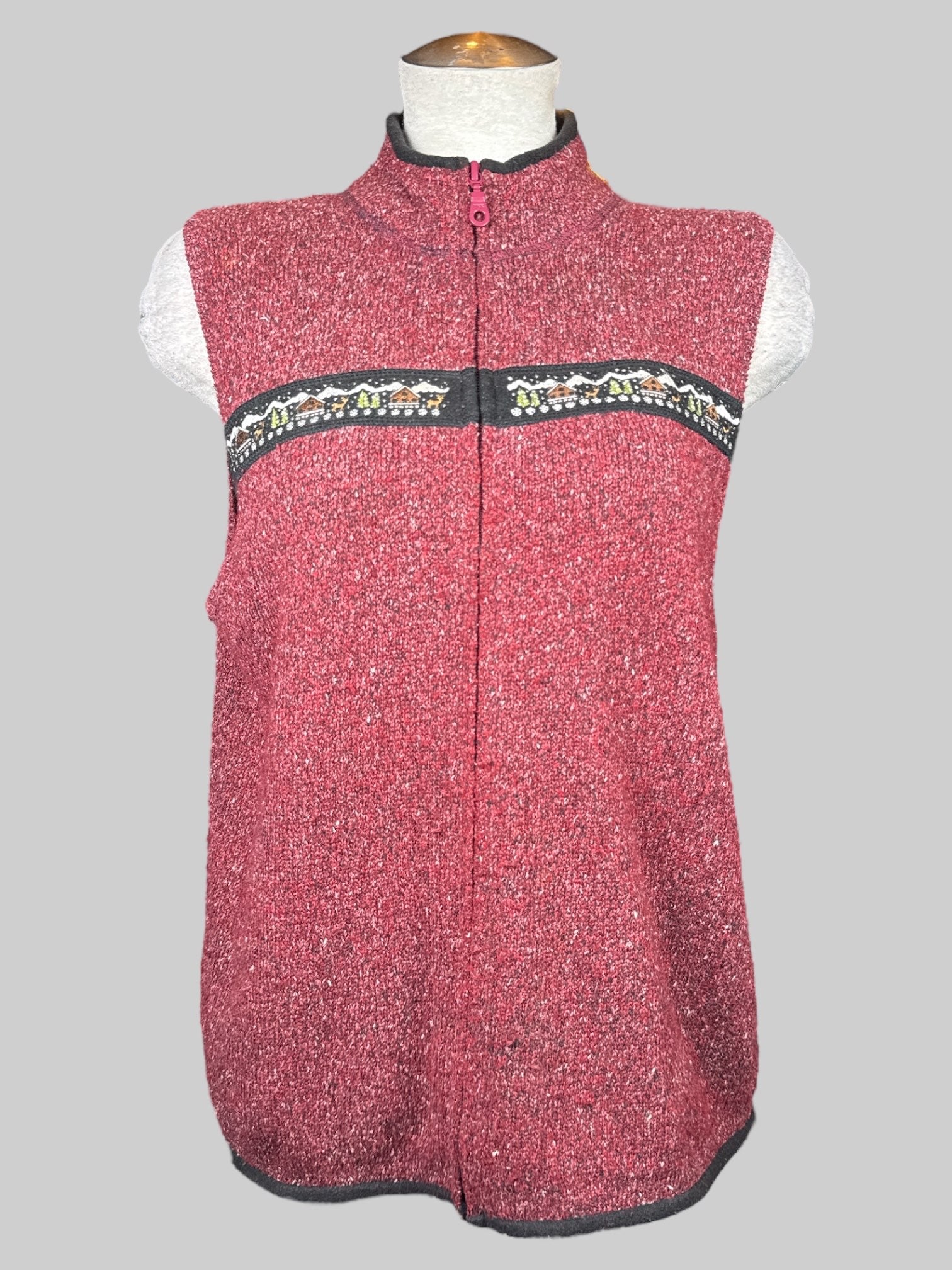 L WoolRich red with black and white knit zip up vest with winter embroidery