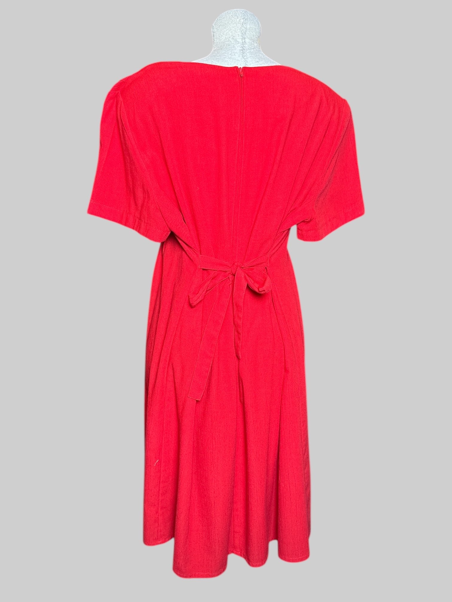 0X R & K vintage red dress with pleated chest, shoulder pads, back zipper,  and tie