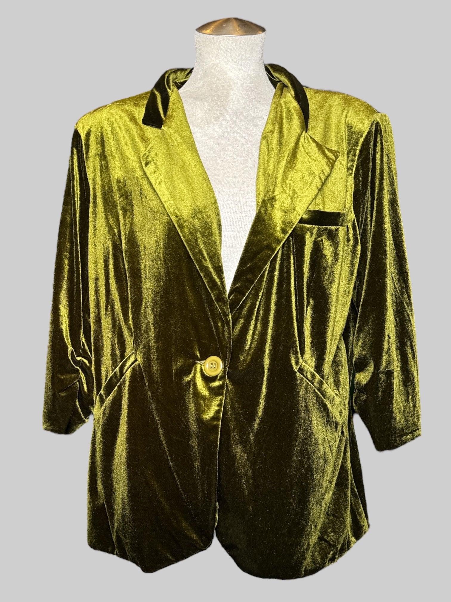 1X Esley green velvet blazer with button and shoulder pads