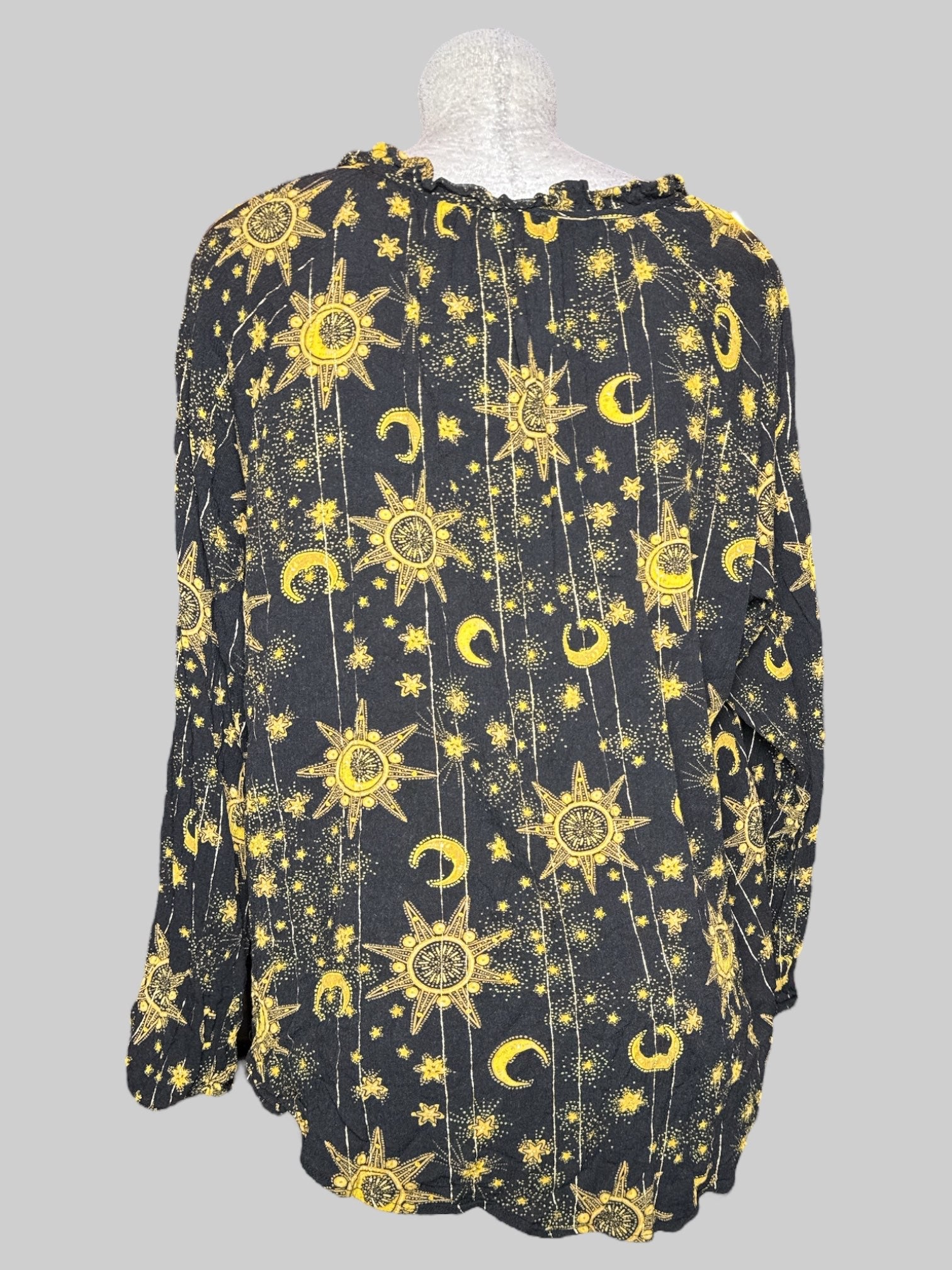 3X Torrid black button up with yellow celestial pattern