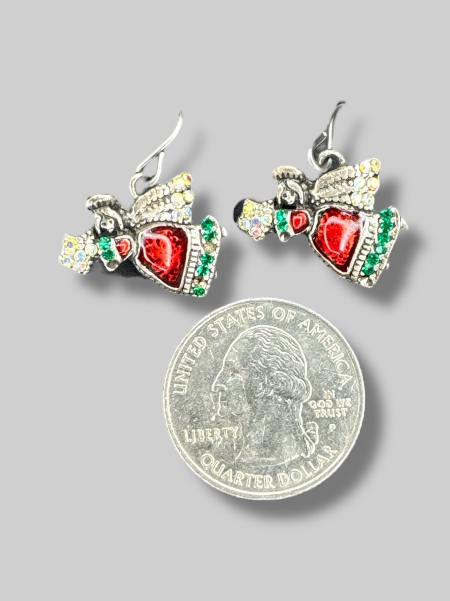 Precious angel earrings