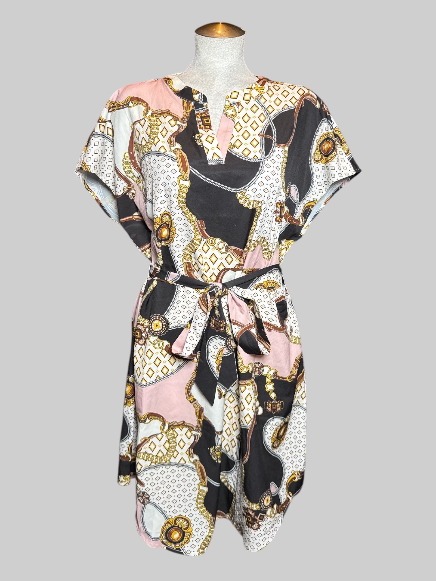 0X Emery Rose multicolor multipattern short sleeve dress with matching tie belt