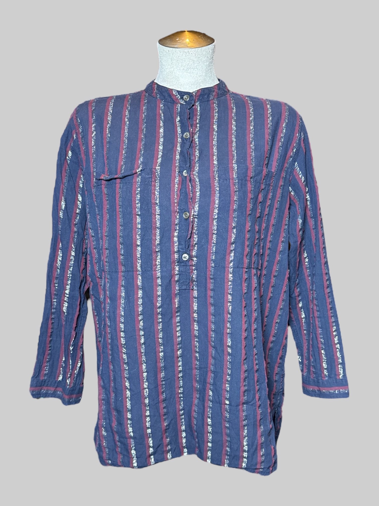 0X J Crew navy blue, red, and silver striped long sleeve top with five buttons on neckline, and pockets