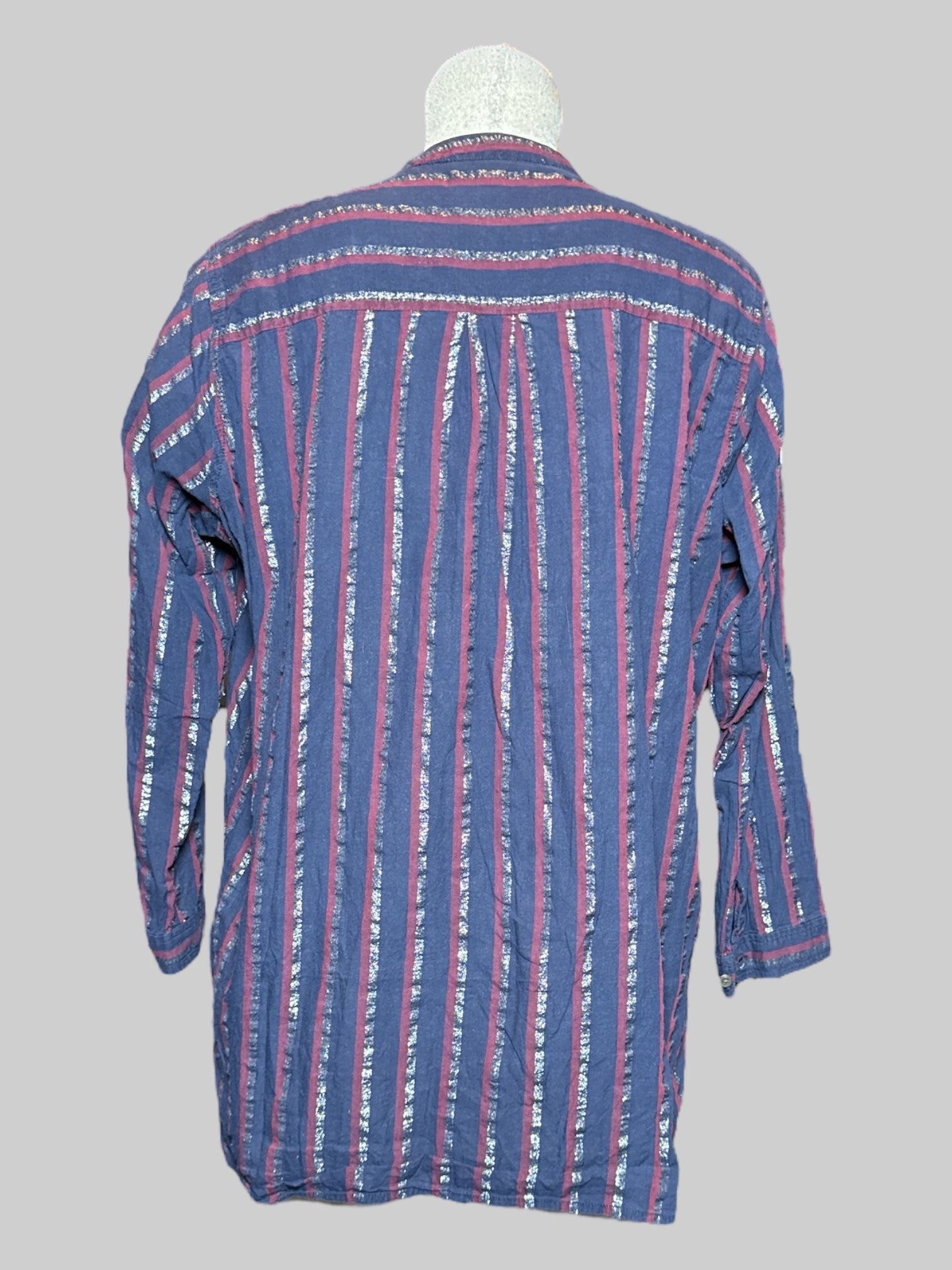 0X J Crew navy blue, red, and silver striped long sleeve top with five buttons on neckline, and pockets