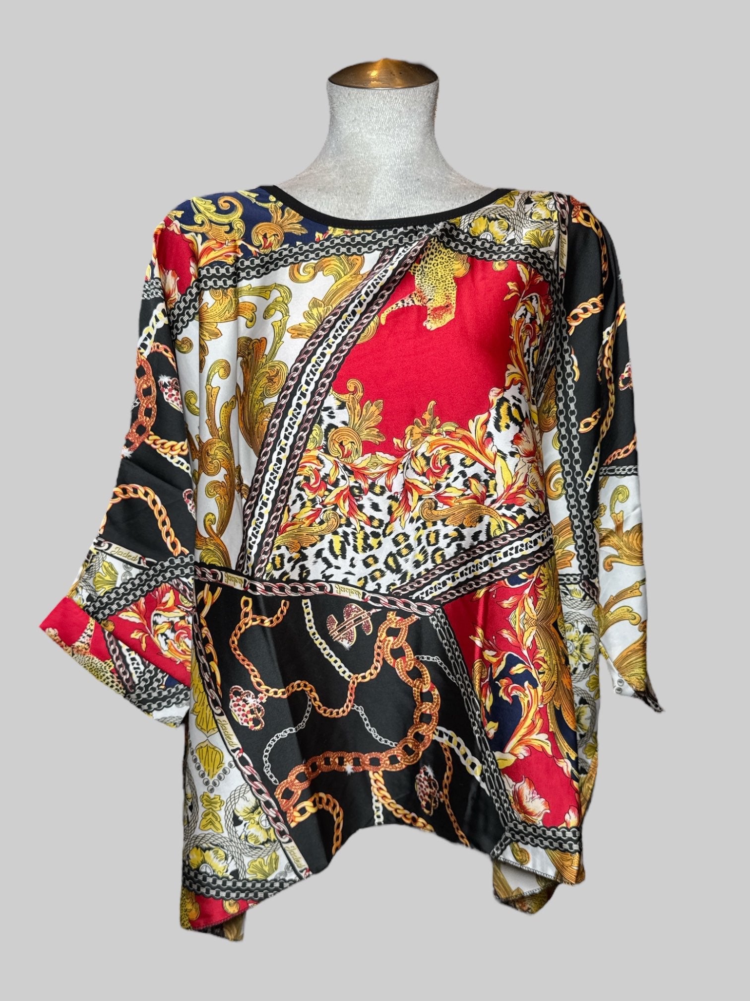 4X Ckikiou flowy multipattern top with bat wing sleeves