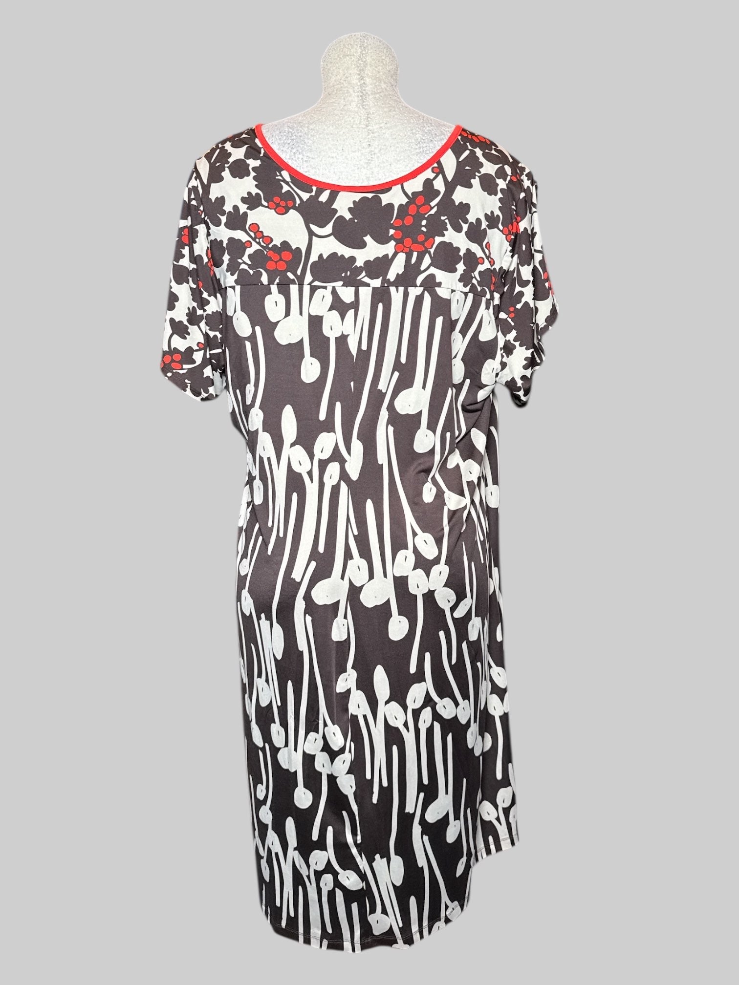 3X Lane Bryant NWT black wrap dress with white geometric pattern and red accents