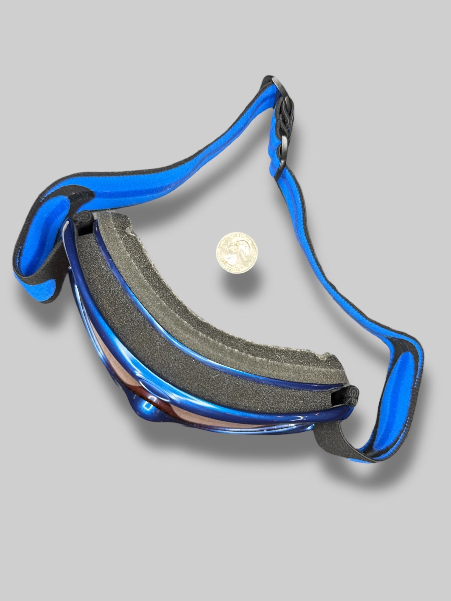 6.5” long designer Oakley Inc ski goggles