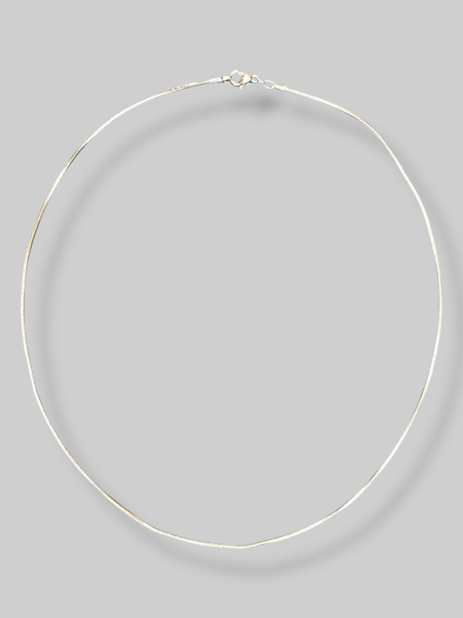 Small metal chain necklace