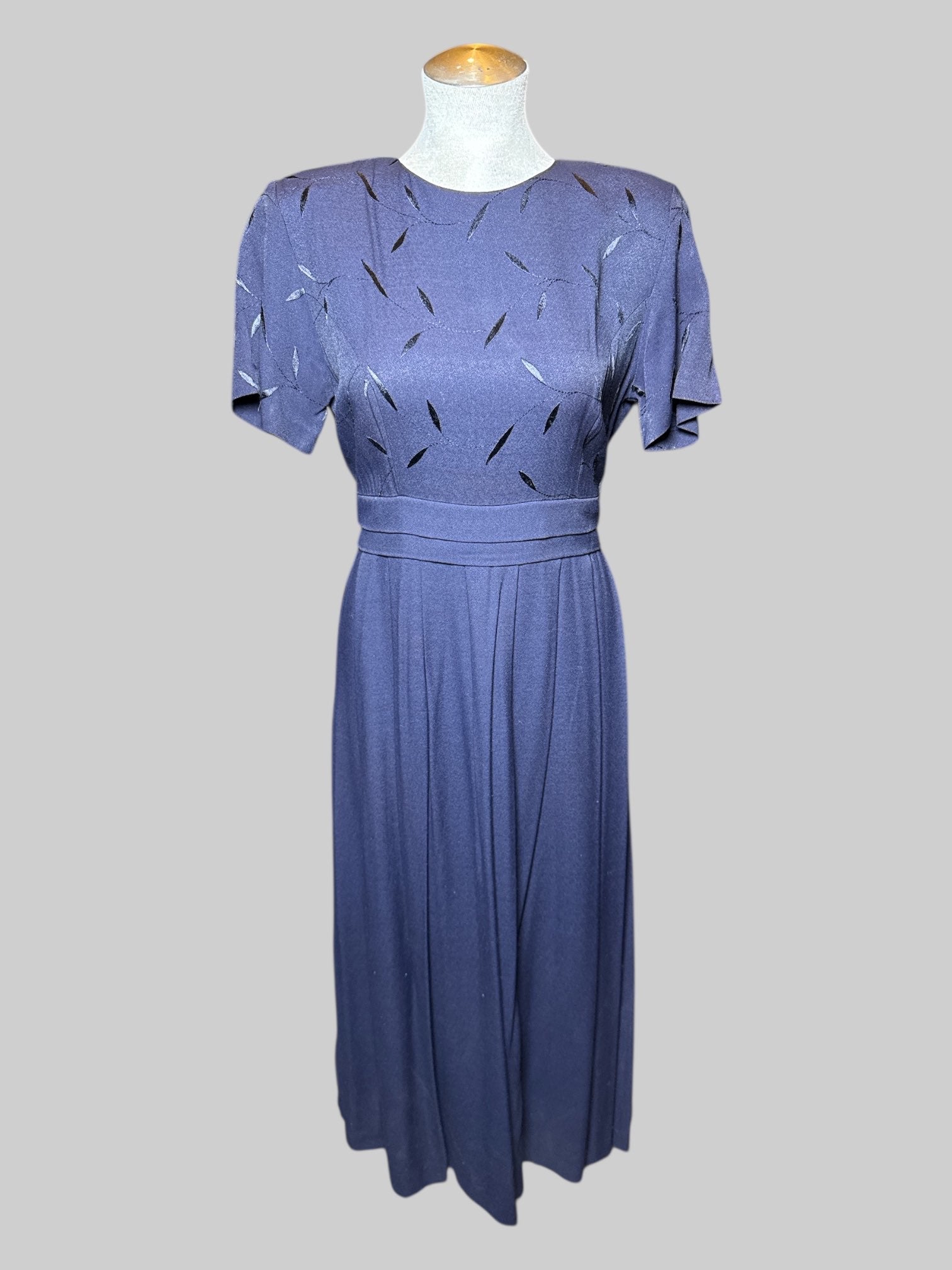 M Just In Time LTD vintage navy blue short sleeve dress with tie and zipper on back, and botanical embroidery on front