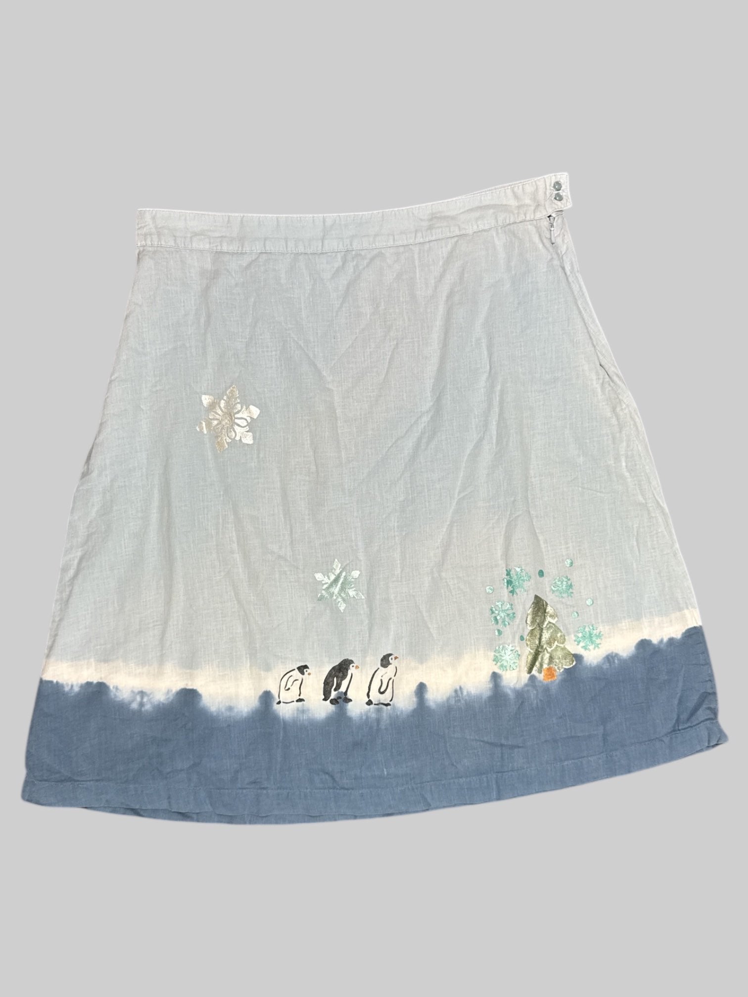 L Old Navy light blue skirt with hand painted winter scene