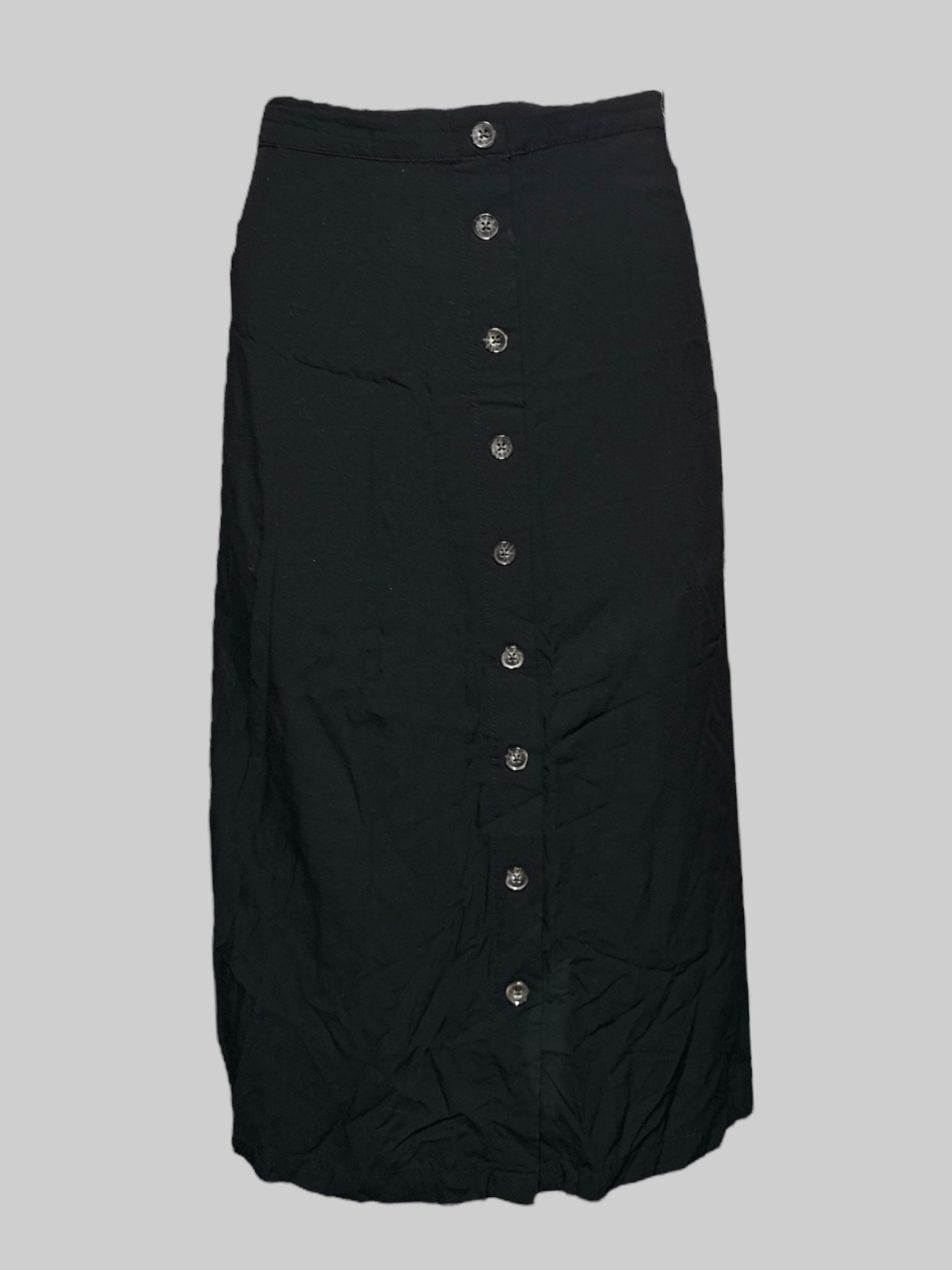 0X Old Navy black midi skirt with buttons and elastic waistband