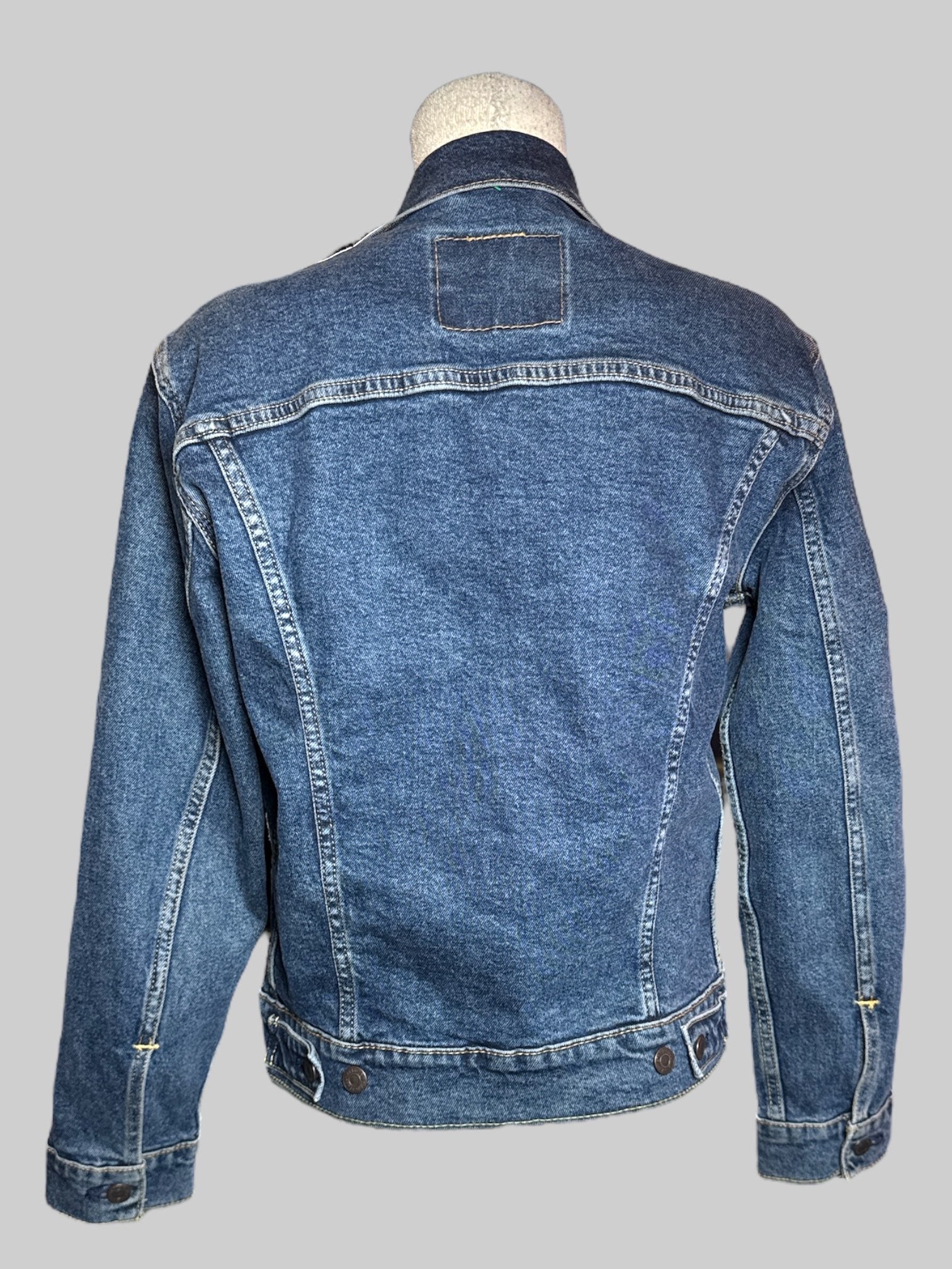 S Levi’s denim jacket