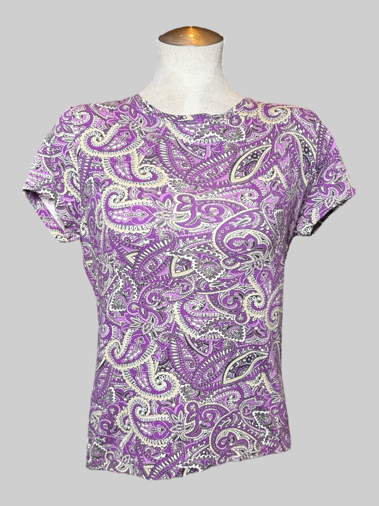 L St. John’s Bay petite purple, white, and black paisley pattern t shirt