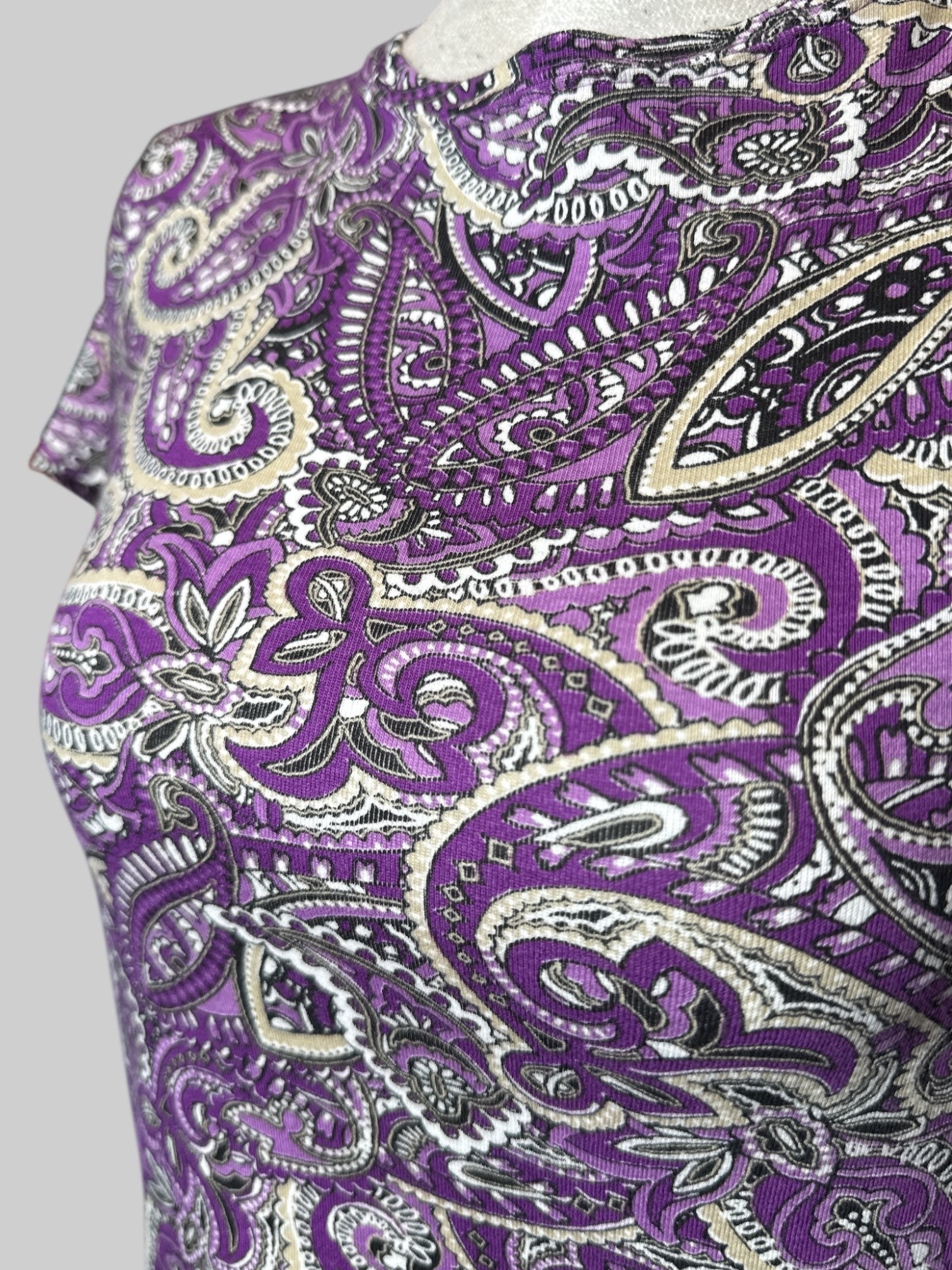 L St. John’s Bay petite purple, white, and black paisley pattern t shirt