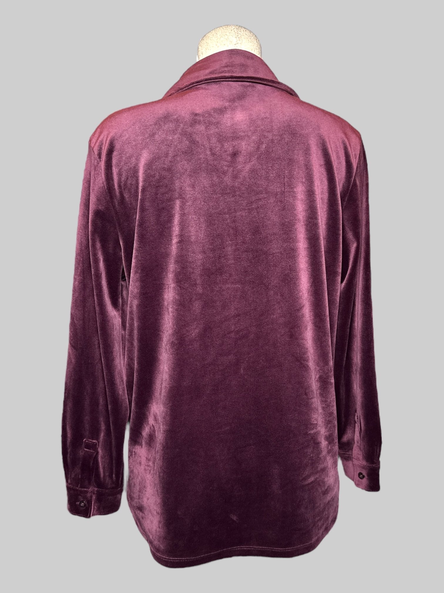 L Calvin Klein NWT soft purple velour button up