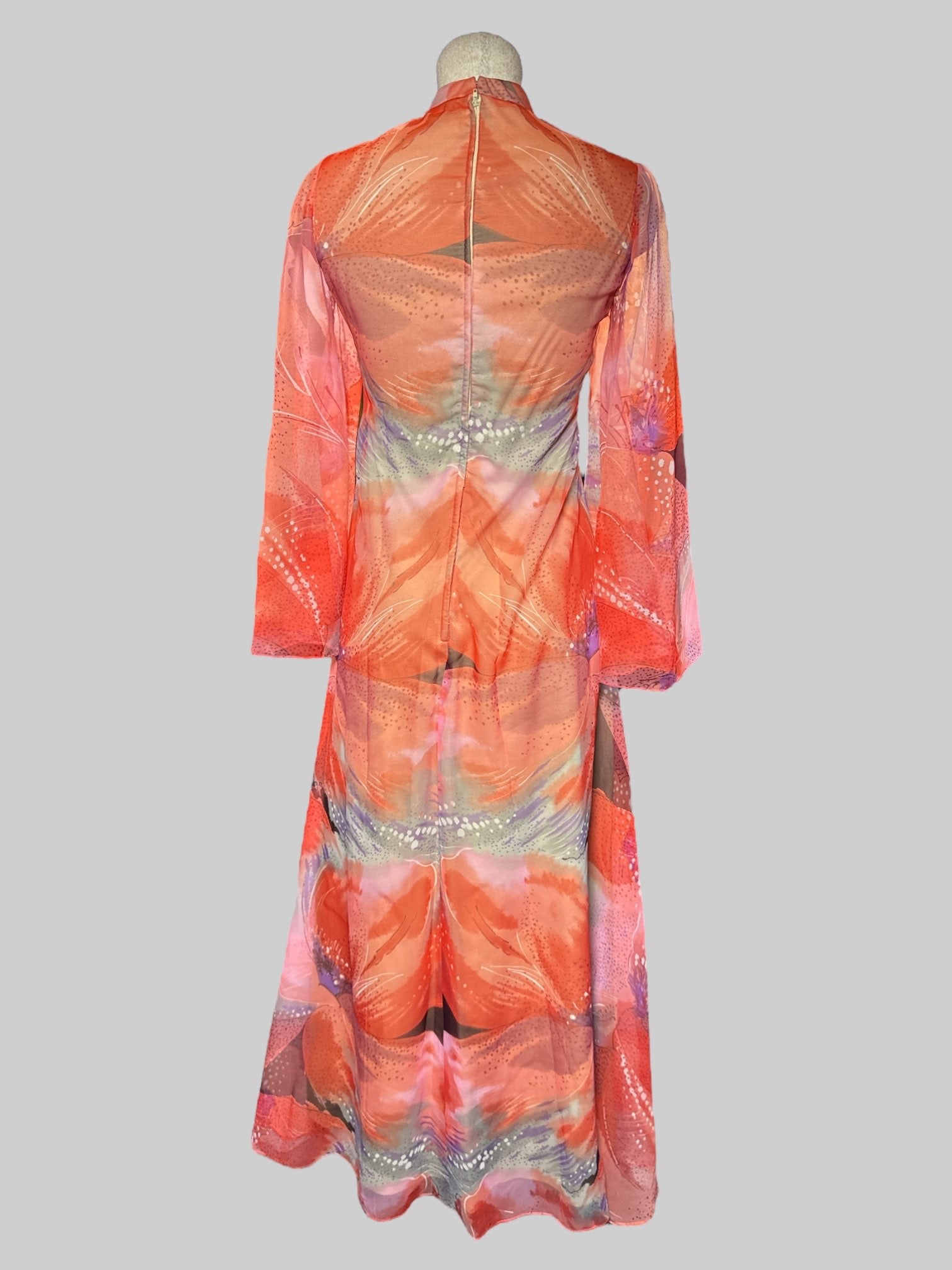 S Felix Arbeo for Adventura div. Of Carrie Couture vintage beautiful multicolor maxi dress with floral motifs