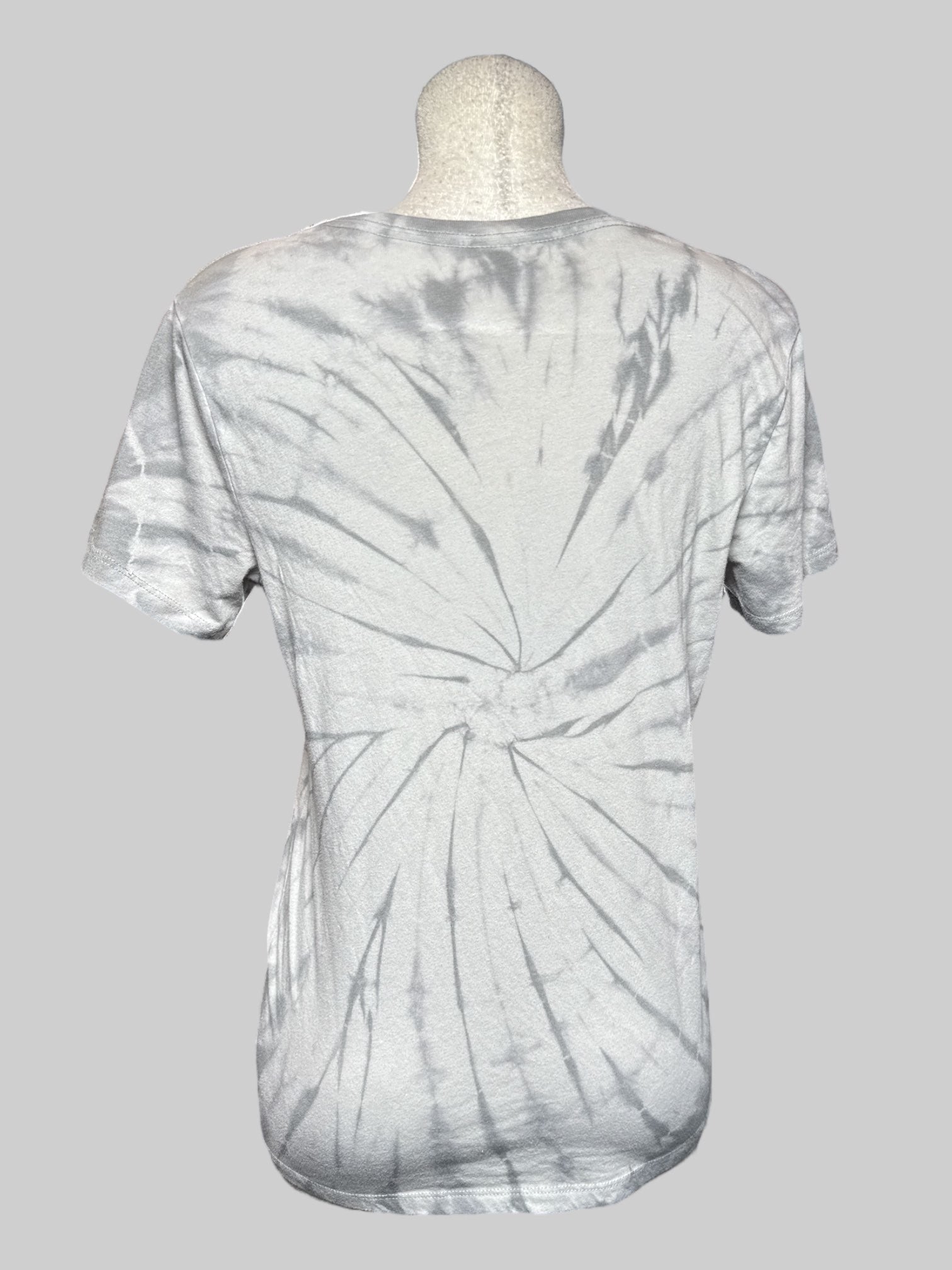 XL Way to Celebrate! white and gray tie dye t shirt with “Boo” graphic