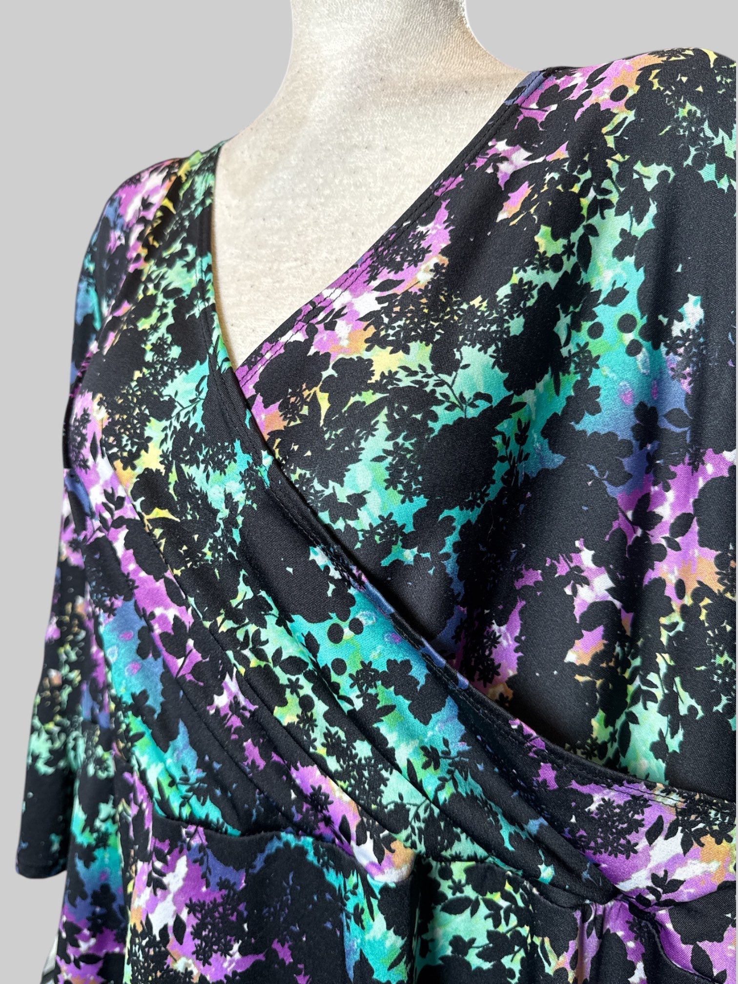 4X Avenue multicolor faux wrap dress with black florals