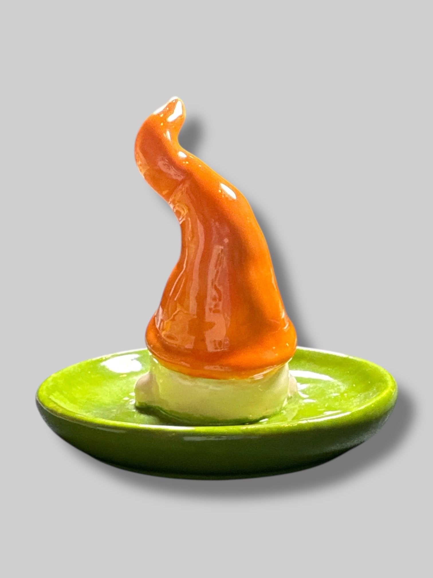 4’ Green, white, and orange gnome ring holder