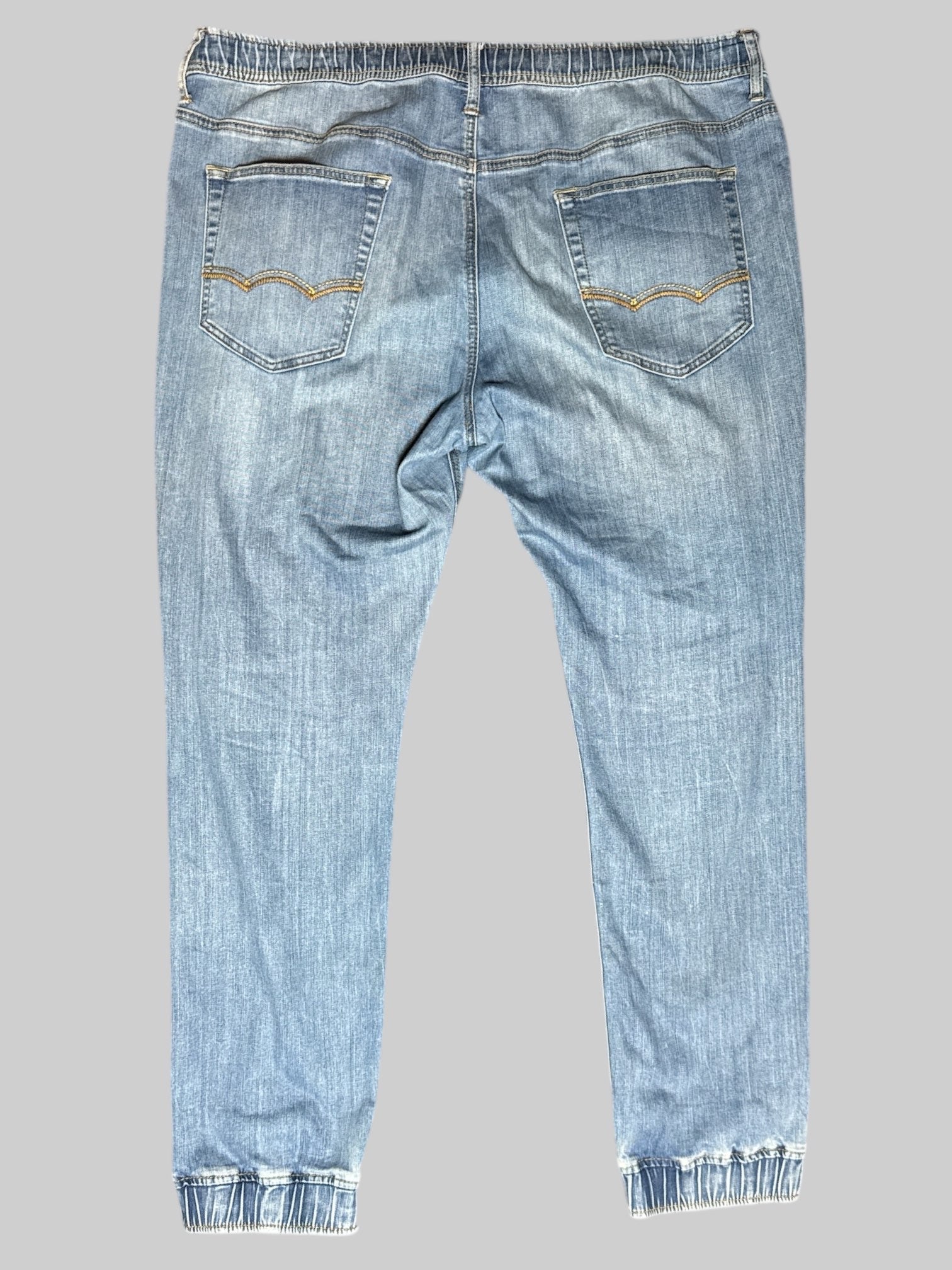 2X American Eagle active flex light wash jogger pants with elastic waistband and drawstring