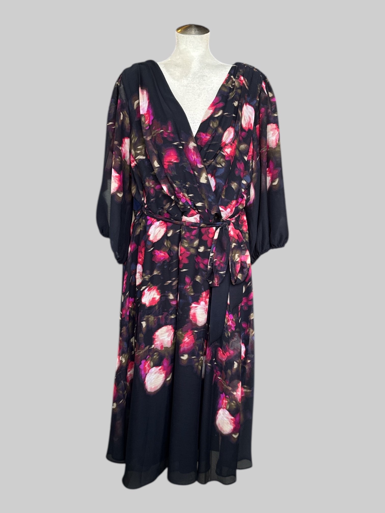 2X DKNY navy blue v-neck maxi dress with sheer long sleeves, multicolor floral pattern, and matching belt
