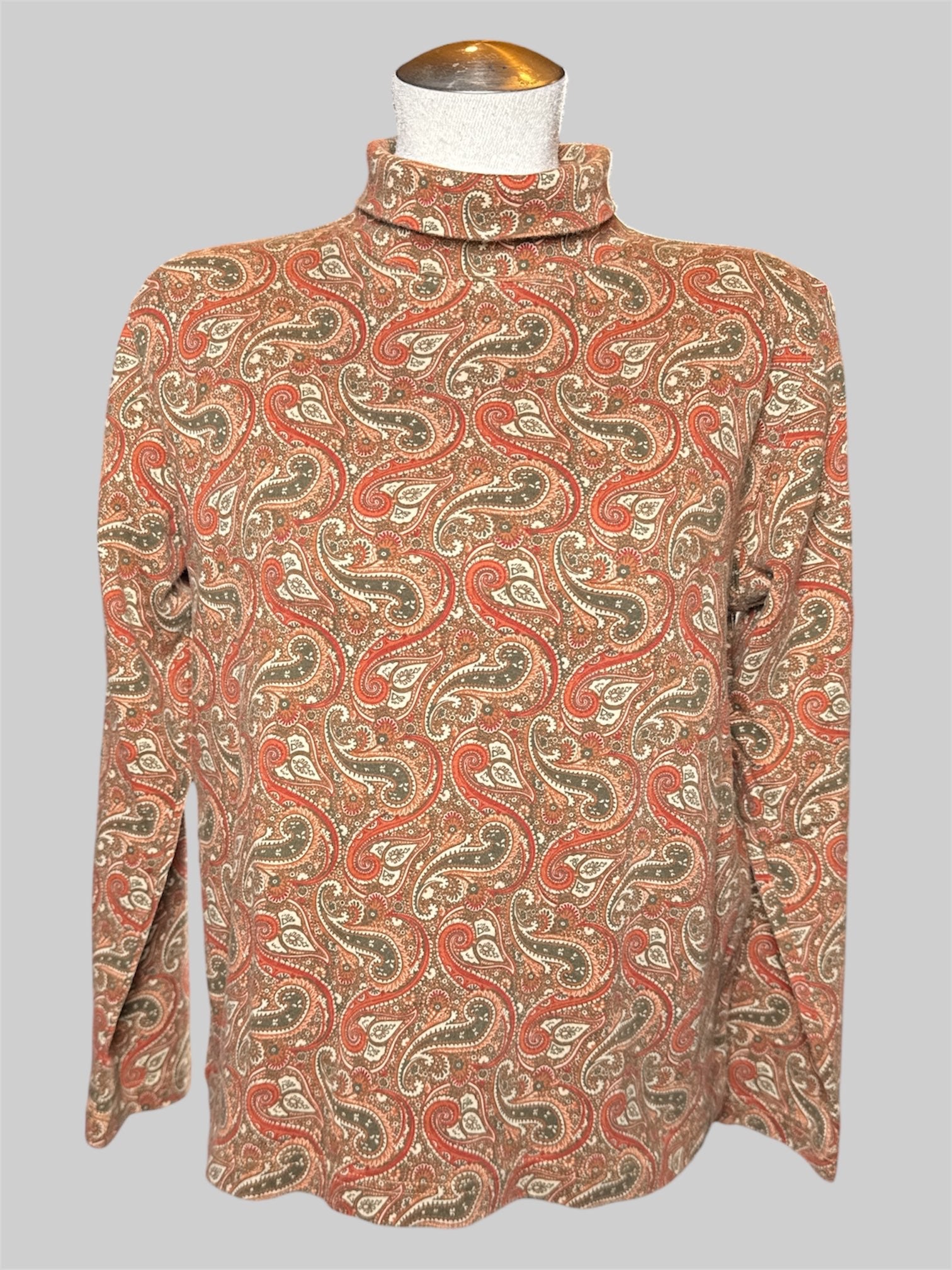 L Lands’ End orange, brown, and white paisley pattern turtleneck