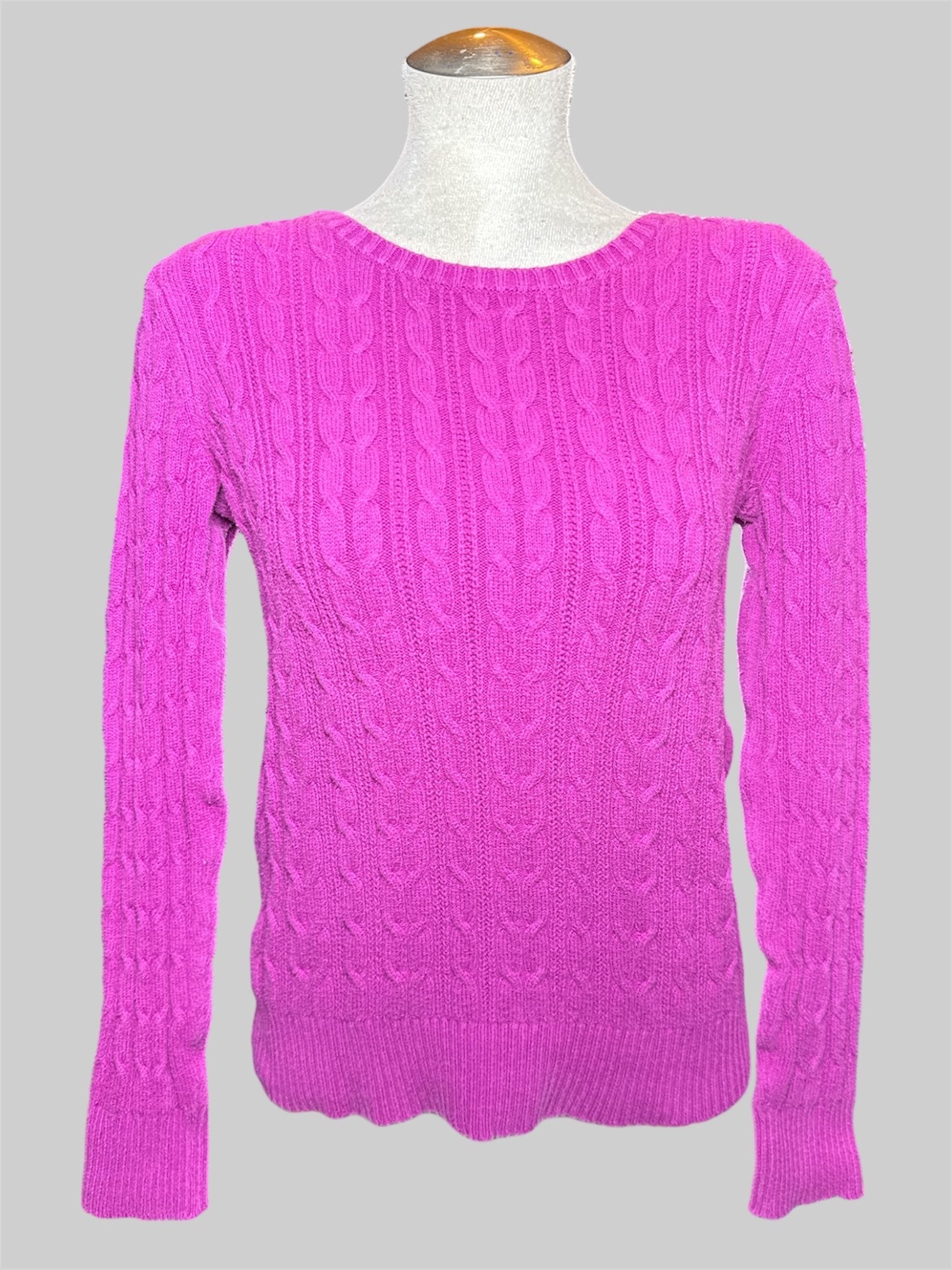 XL St. John’s Bay vintage pinkish purple cable knit sweater