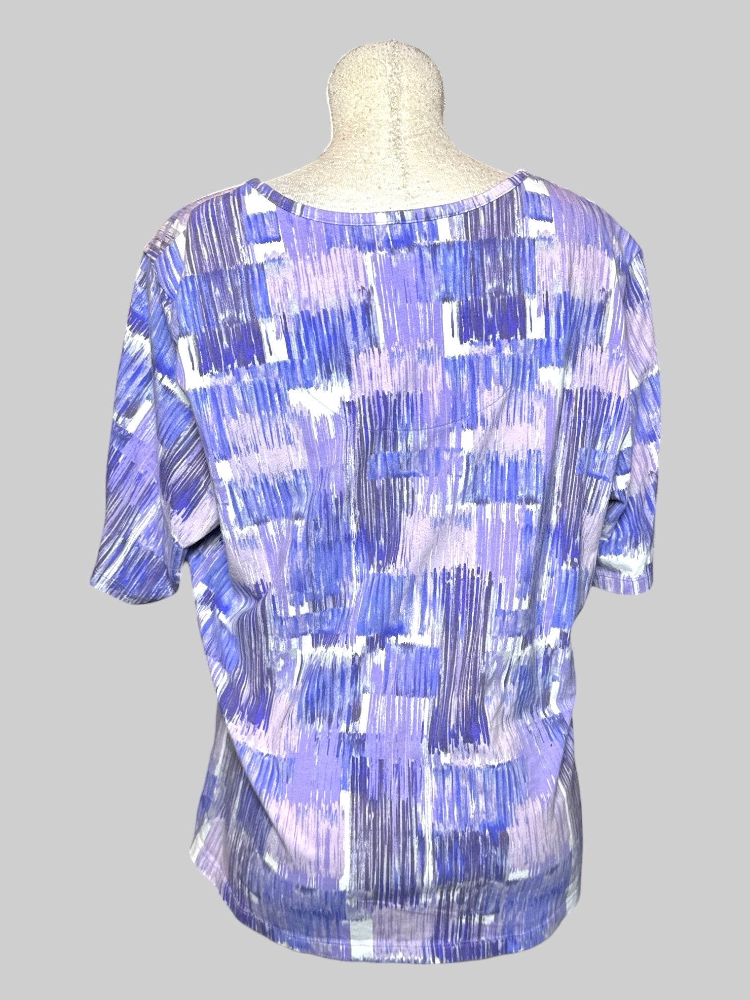 2X D&CO. abstract purple, white, and blue patterned t shirt