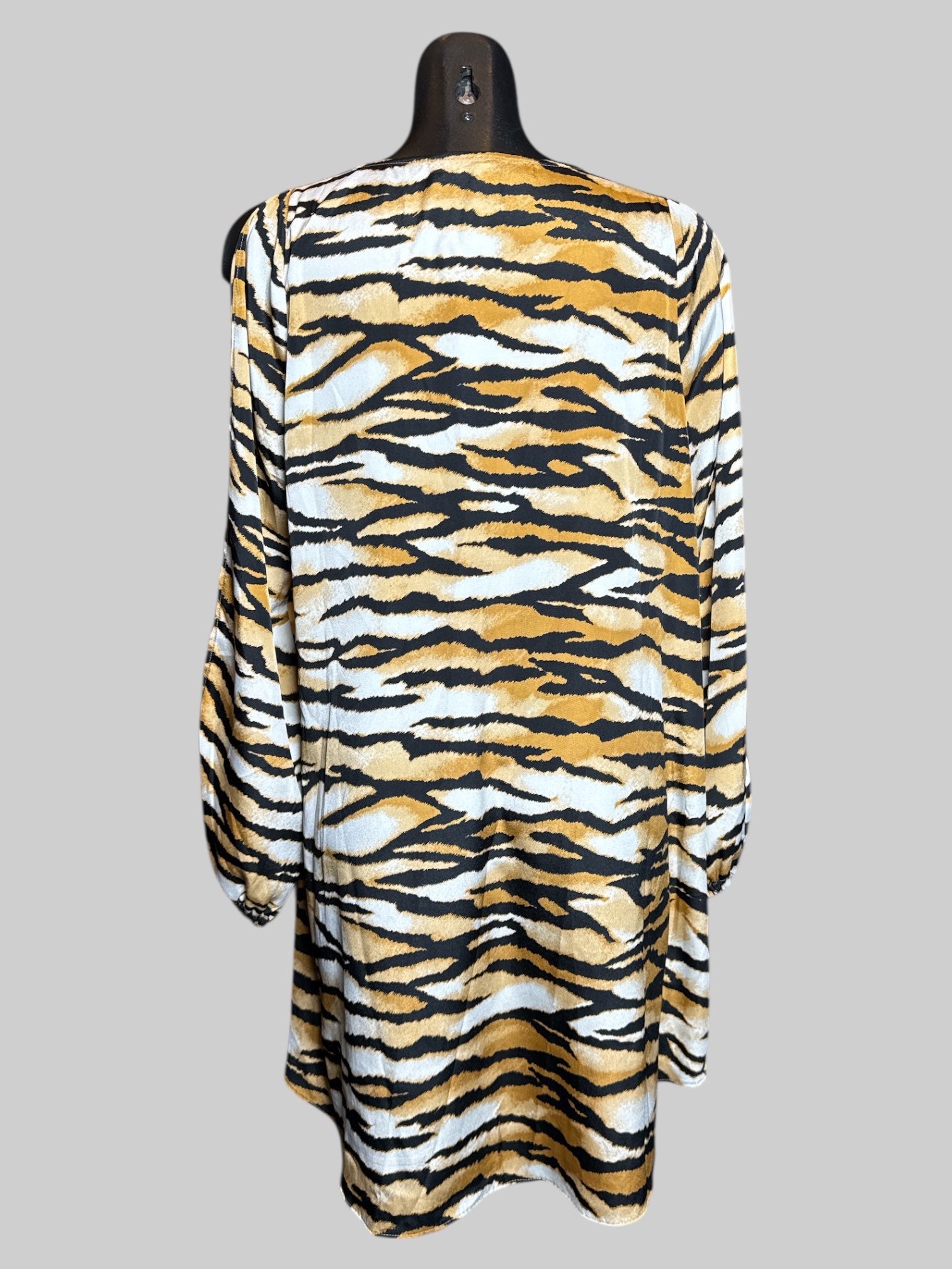 L Lovers + Friends short tiger print dress with slit sleeves