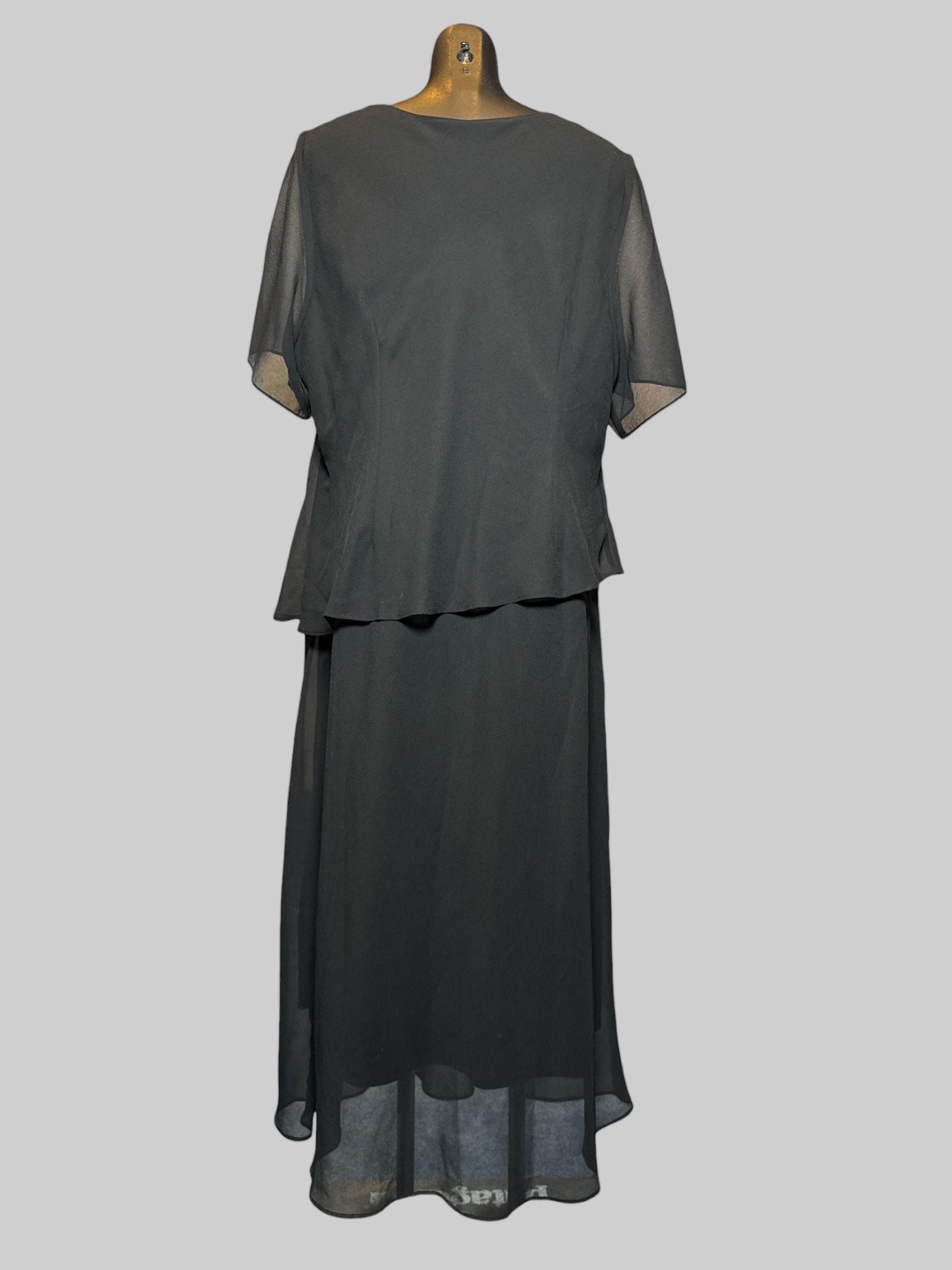 2X Maggie Barnes vintage flowy black dress with layers, embroidery, and rhinestones