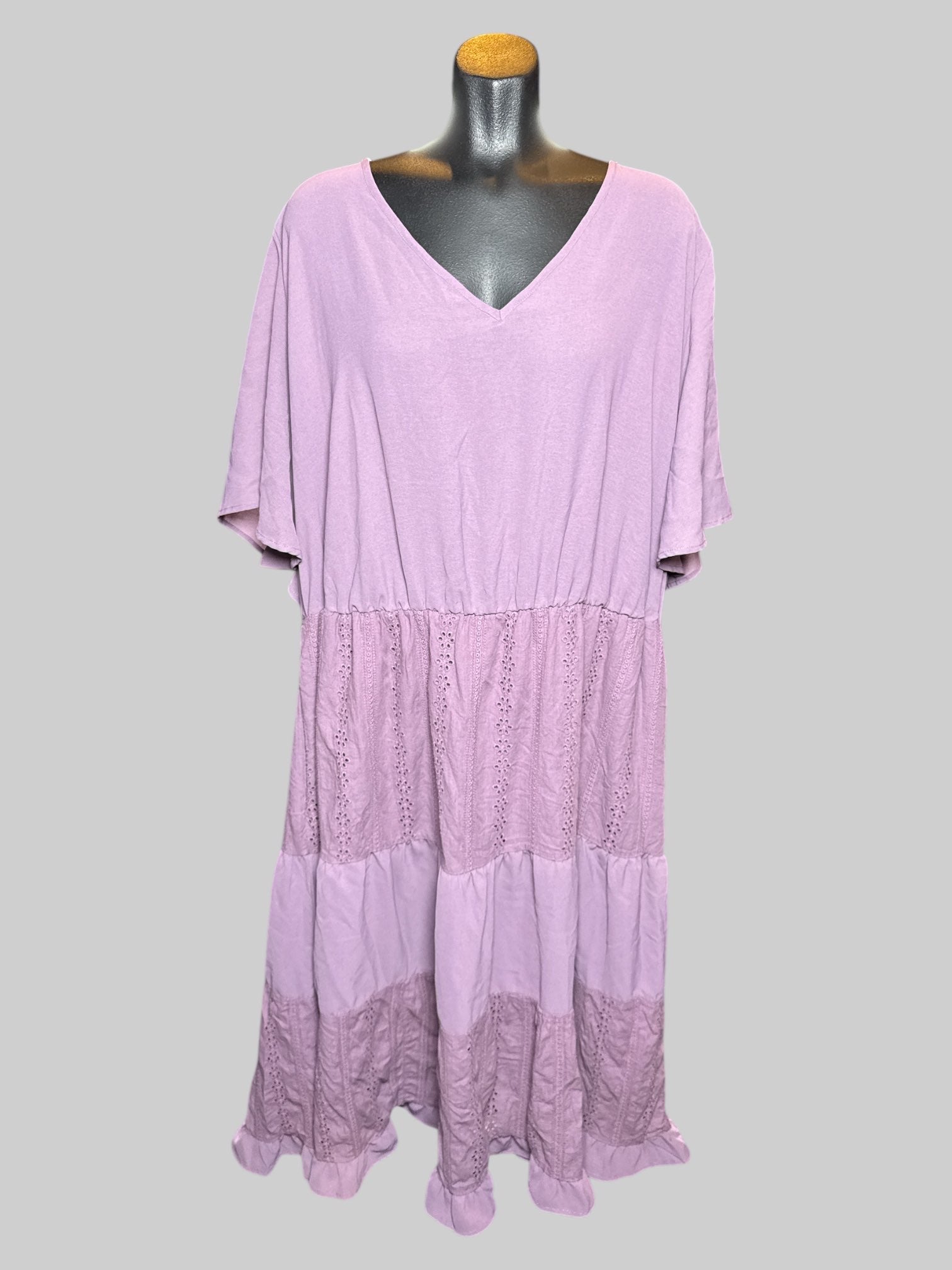 5X Bloomchic purple short sleeve dress with flowy sleeves, pockets, and tiered bottom