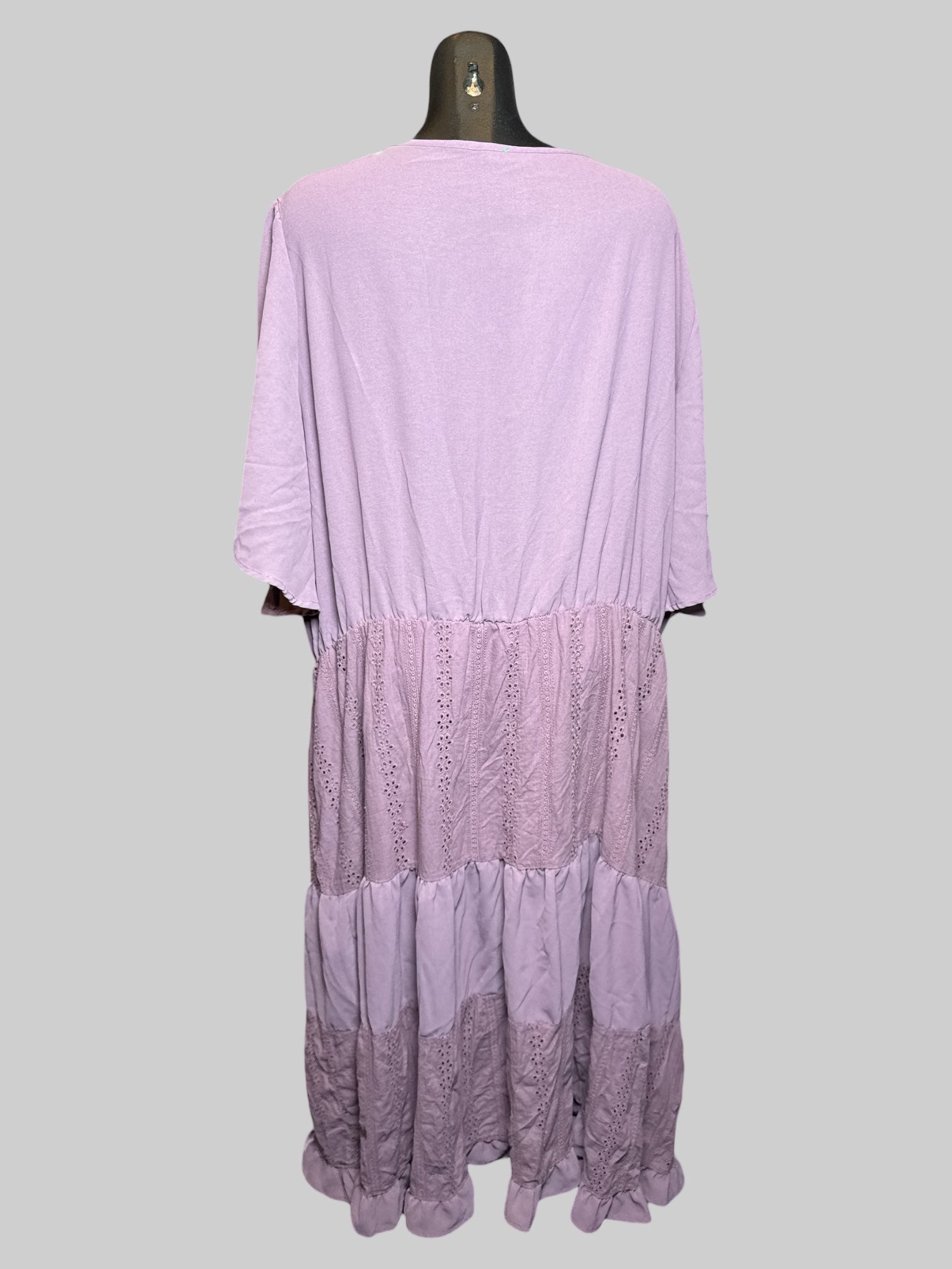 5X Bloomchic purple short sleeve dress with flowy sleeves, pockets, and tiered bottom
