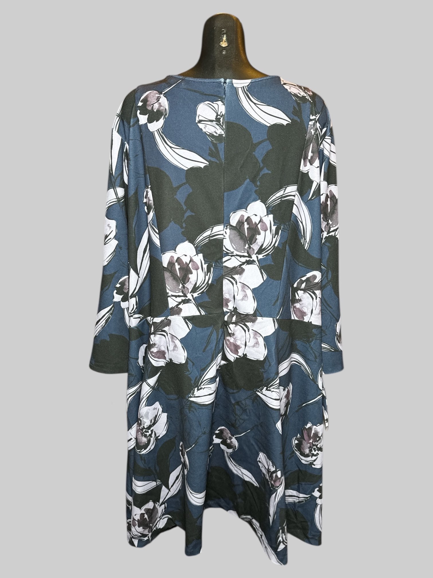 6X Alexis Admor navy blue, black, and purple florals design dress with half sleeves with ties on cuffs, and zipper on back